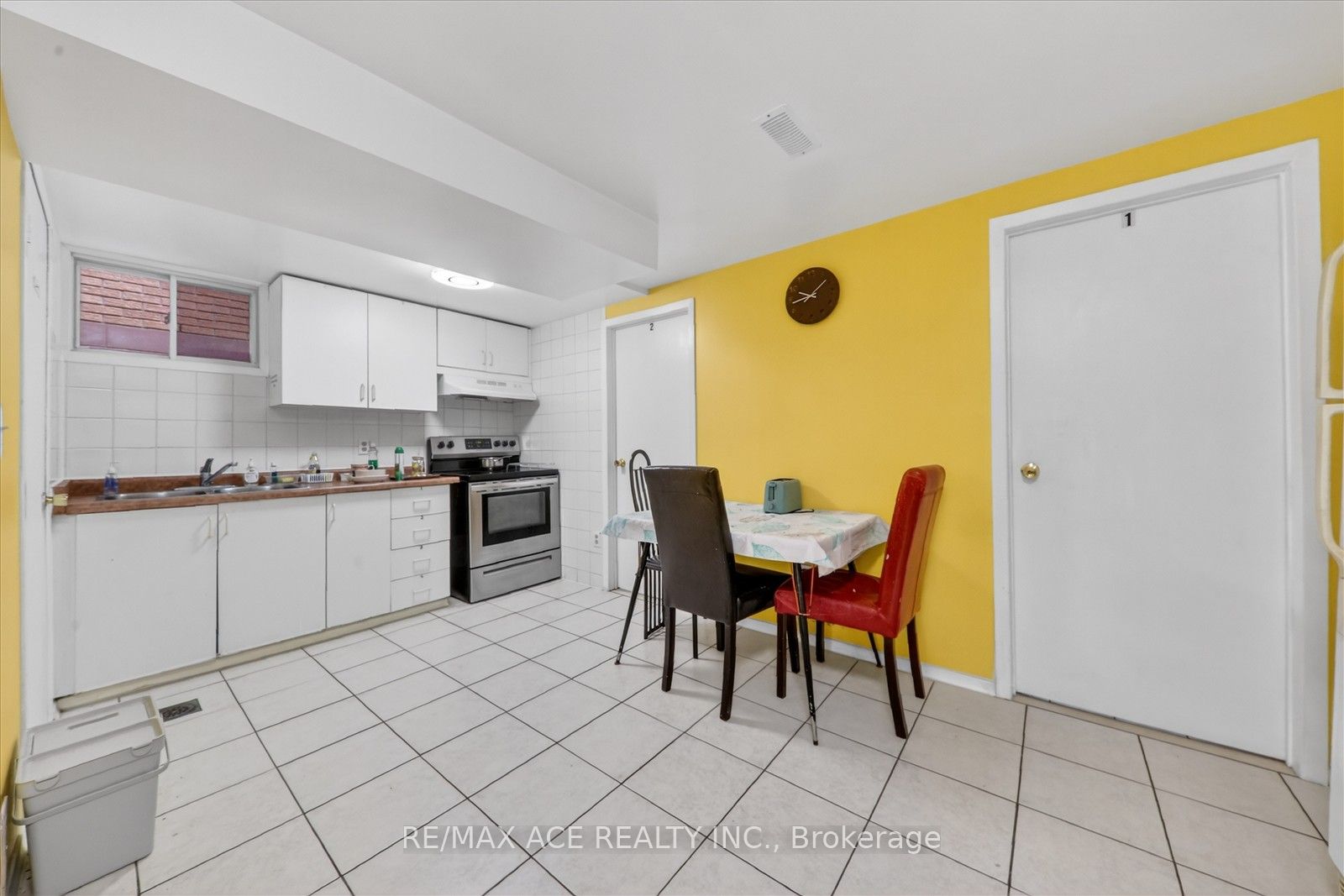 83 Ward Avenue Bsmt Room 1, Hamilton, ON L8S 2E8 photo 4