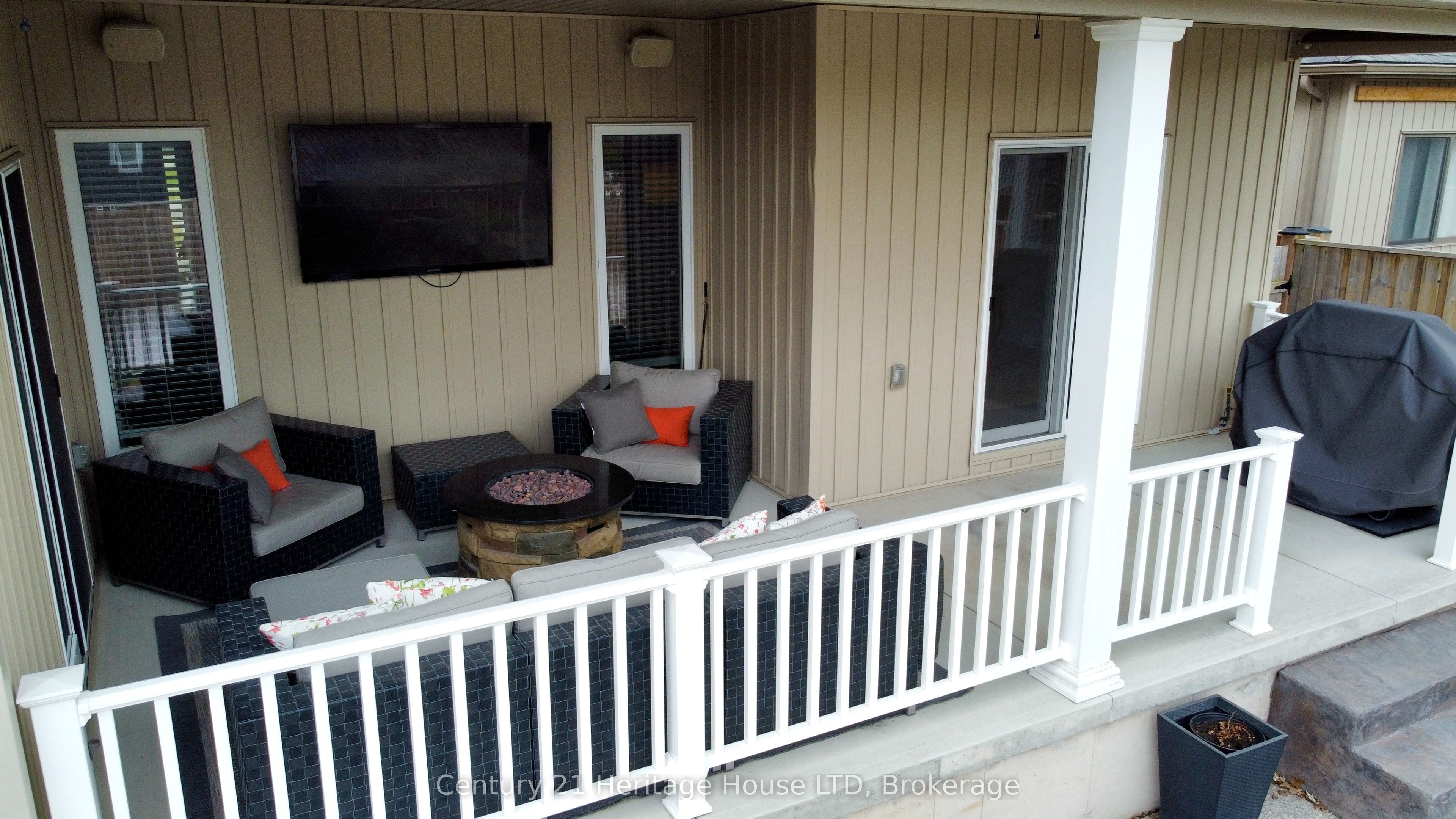 3984 VILLAGE CREEK Drive, Fort Erie, ON L0S 1S0 photo 4