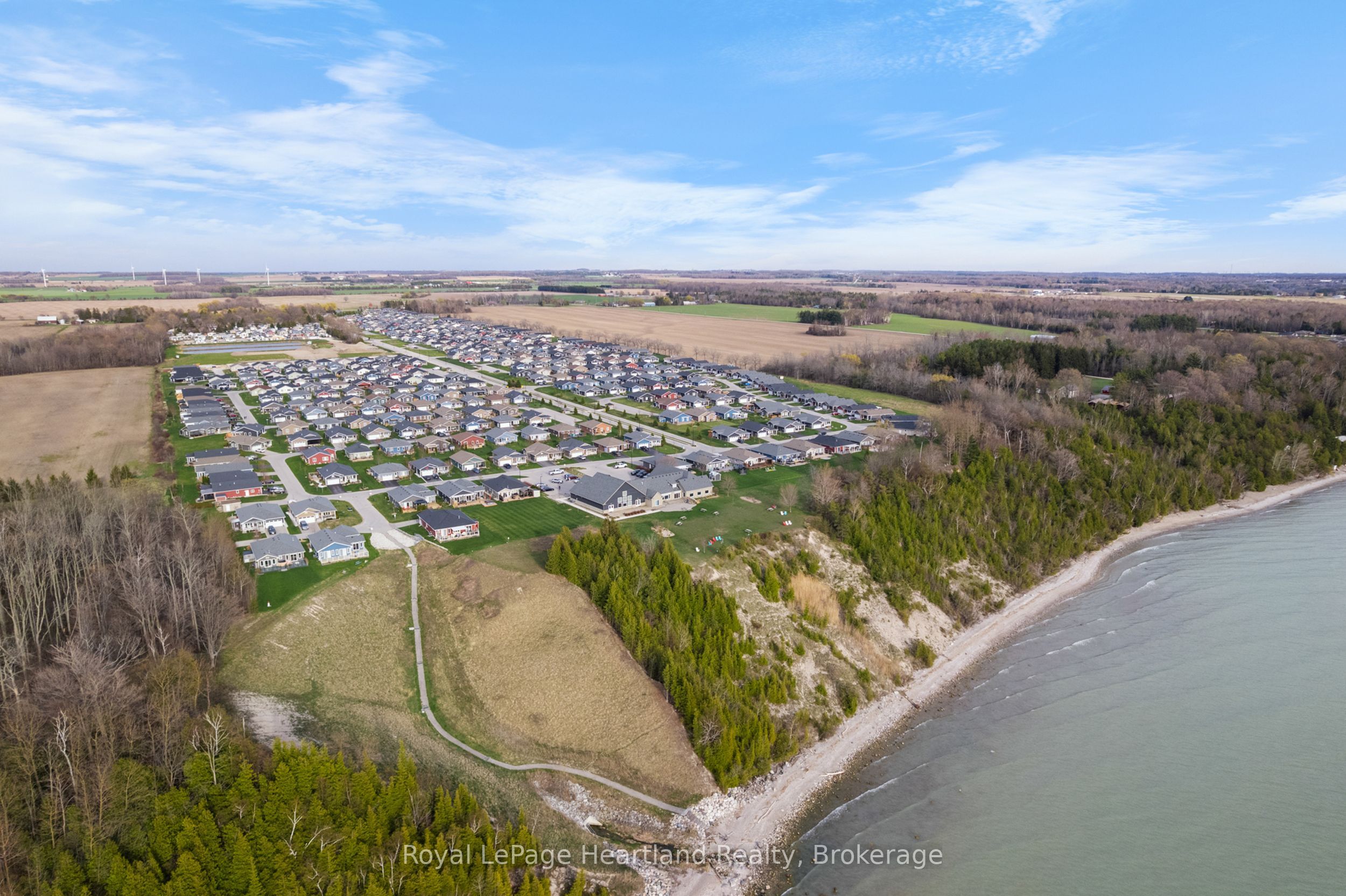 12 Windward Way N, Ashfield-Colborne-Wawanosh, ON N7A 0C6 photo 4