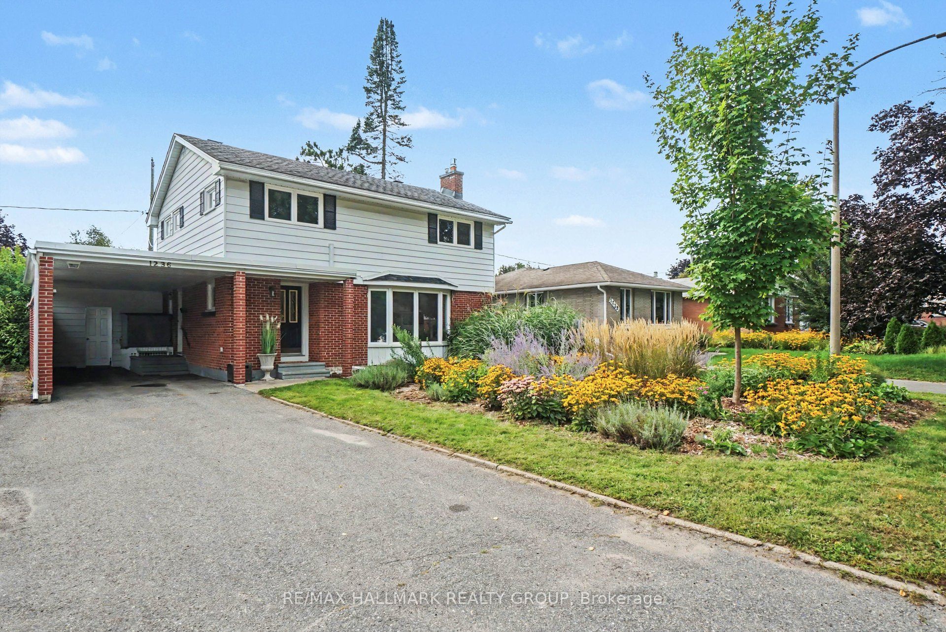 1236 Amesbrooke Drive, Belair Park - Copeland Park and Area, ON K2C 2E6 photo 3