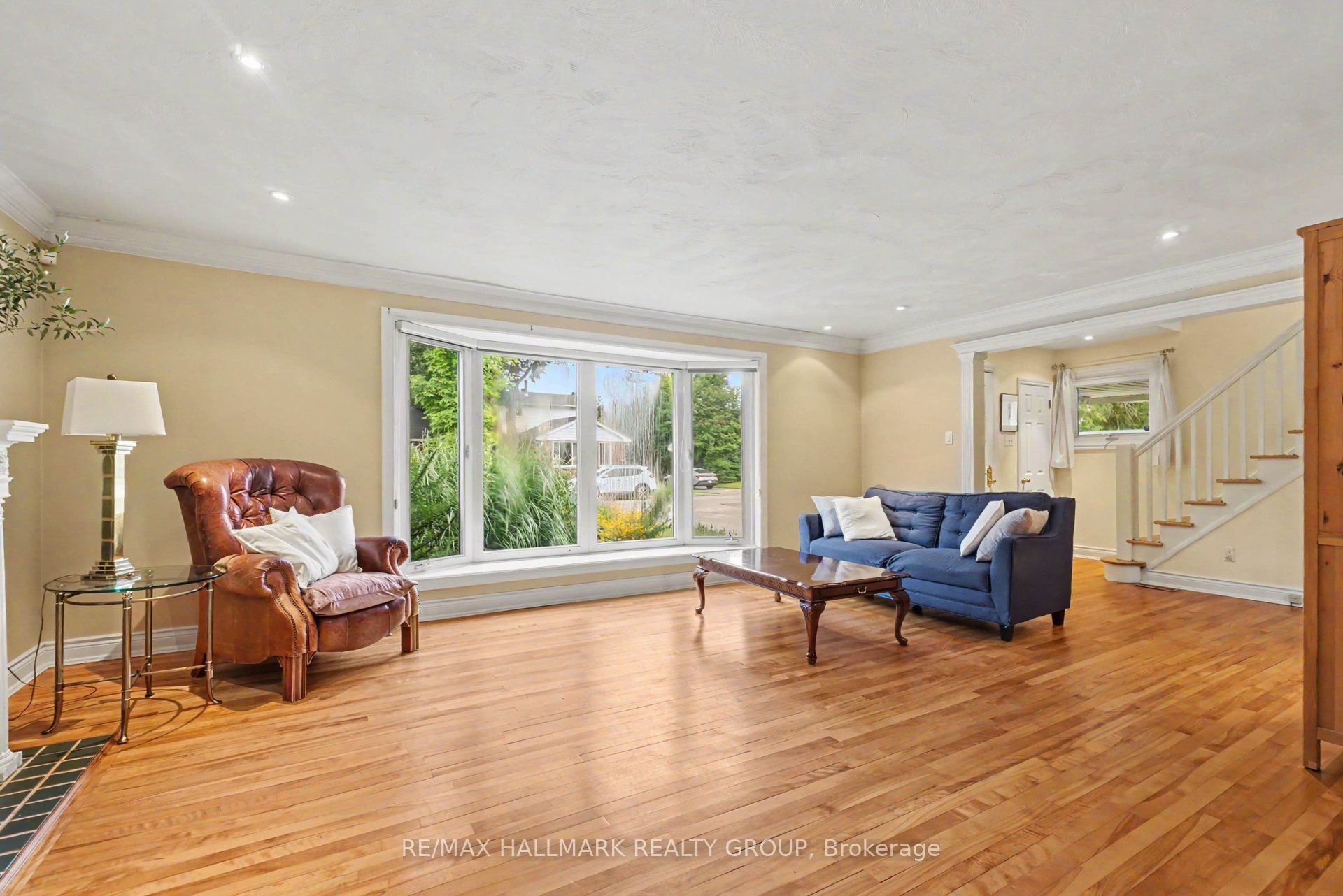 1236 Amesbrooke Drive, Belair Park - Copeland Park and Area, ON K2C 2E6 photo 5