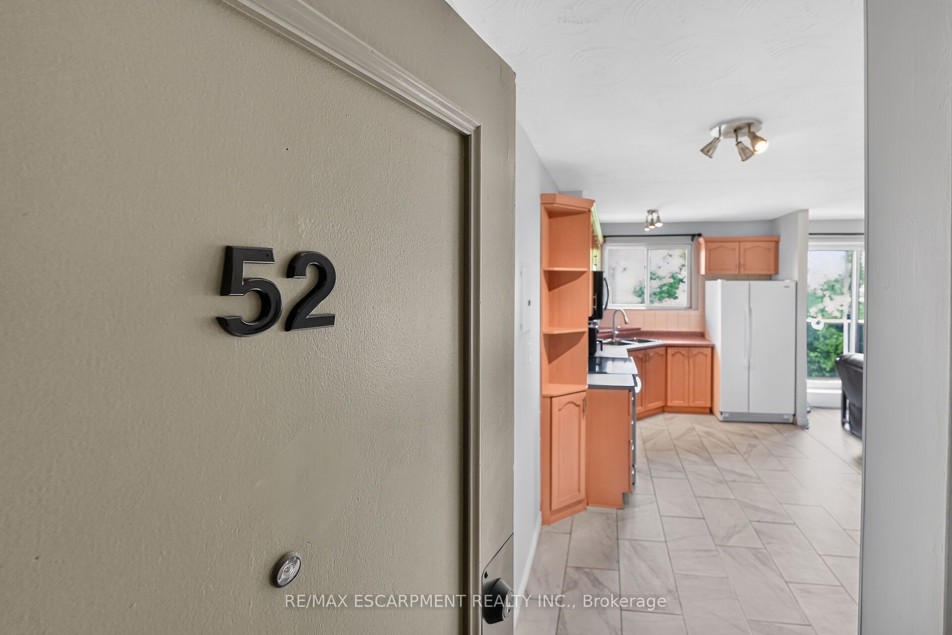 2373 King Street E 52, Hamilton, ON L8K 1X9 photo 4