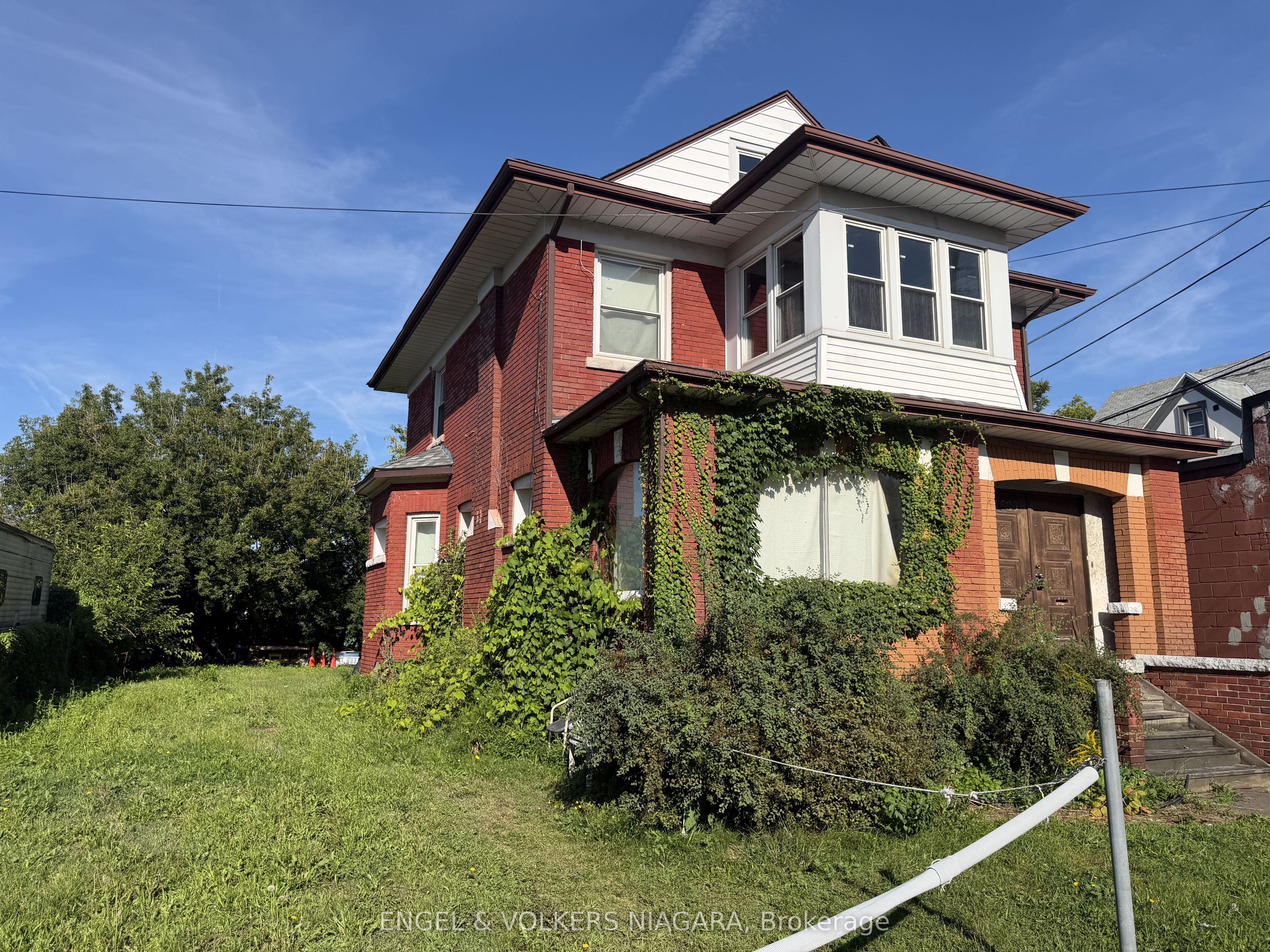 4689 W Crysler Avenue, Niagara Falls, ON L2E 3V7 photo 4
