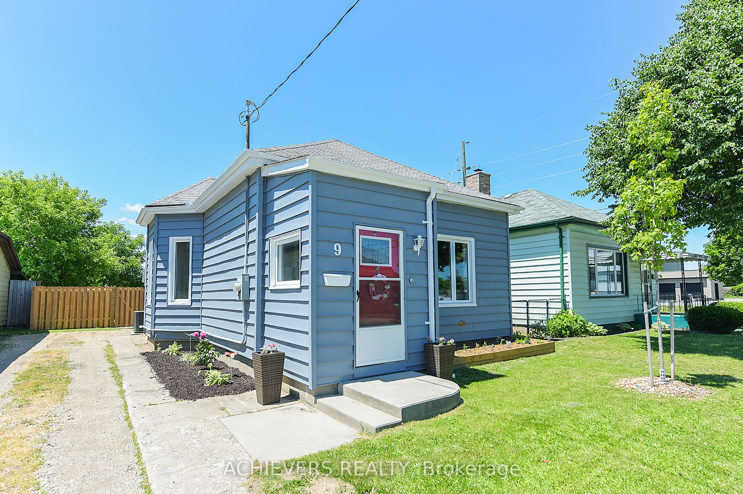 9 Pearl Street, London East, ON N5Z 1X1 photo 2