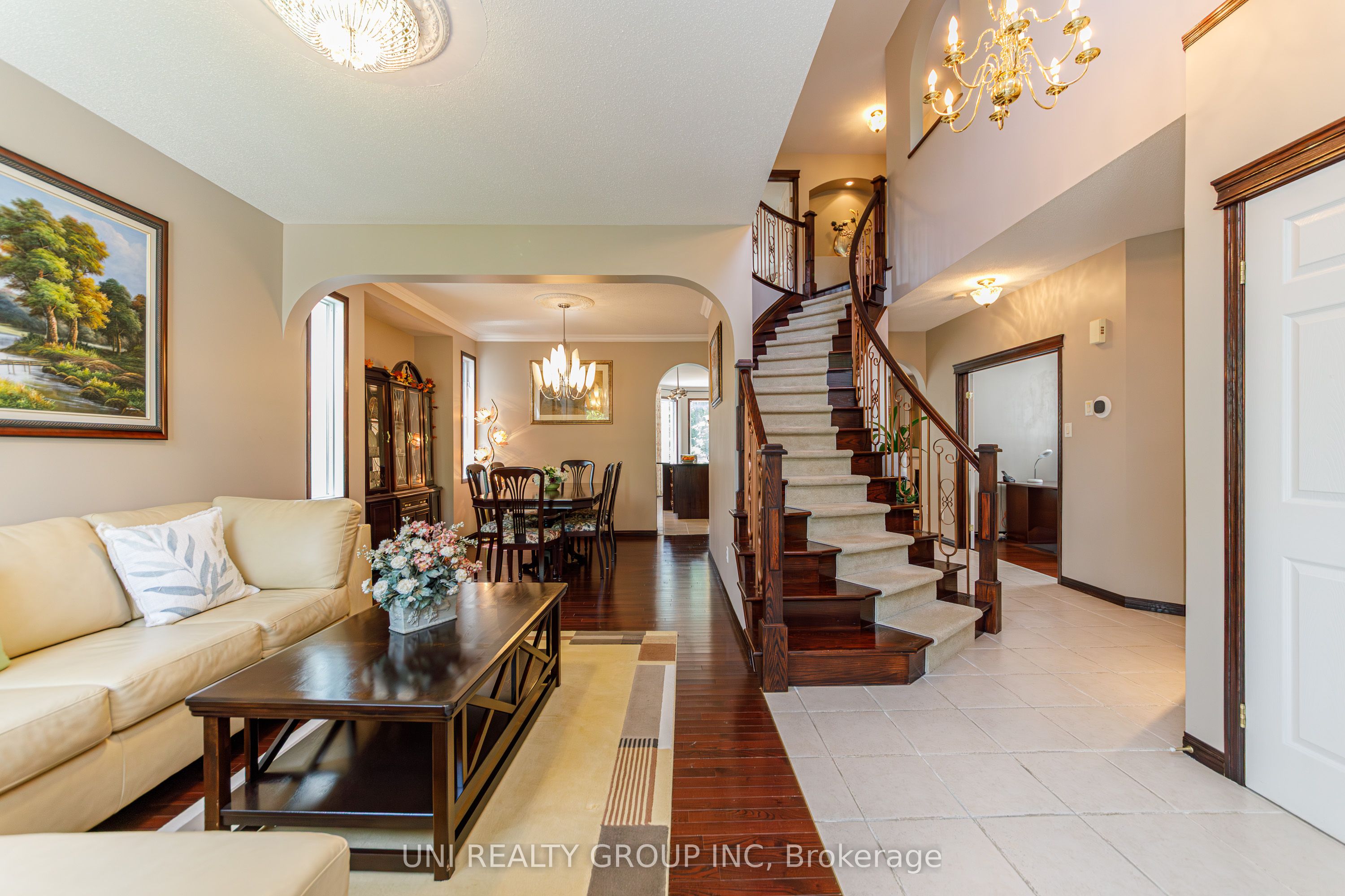 11 LANGFORD Crescent, Kanata, ON K2K 2N4 photo 5