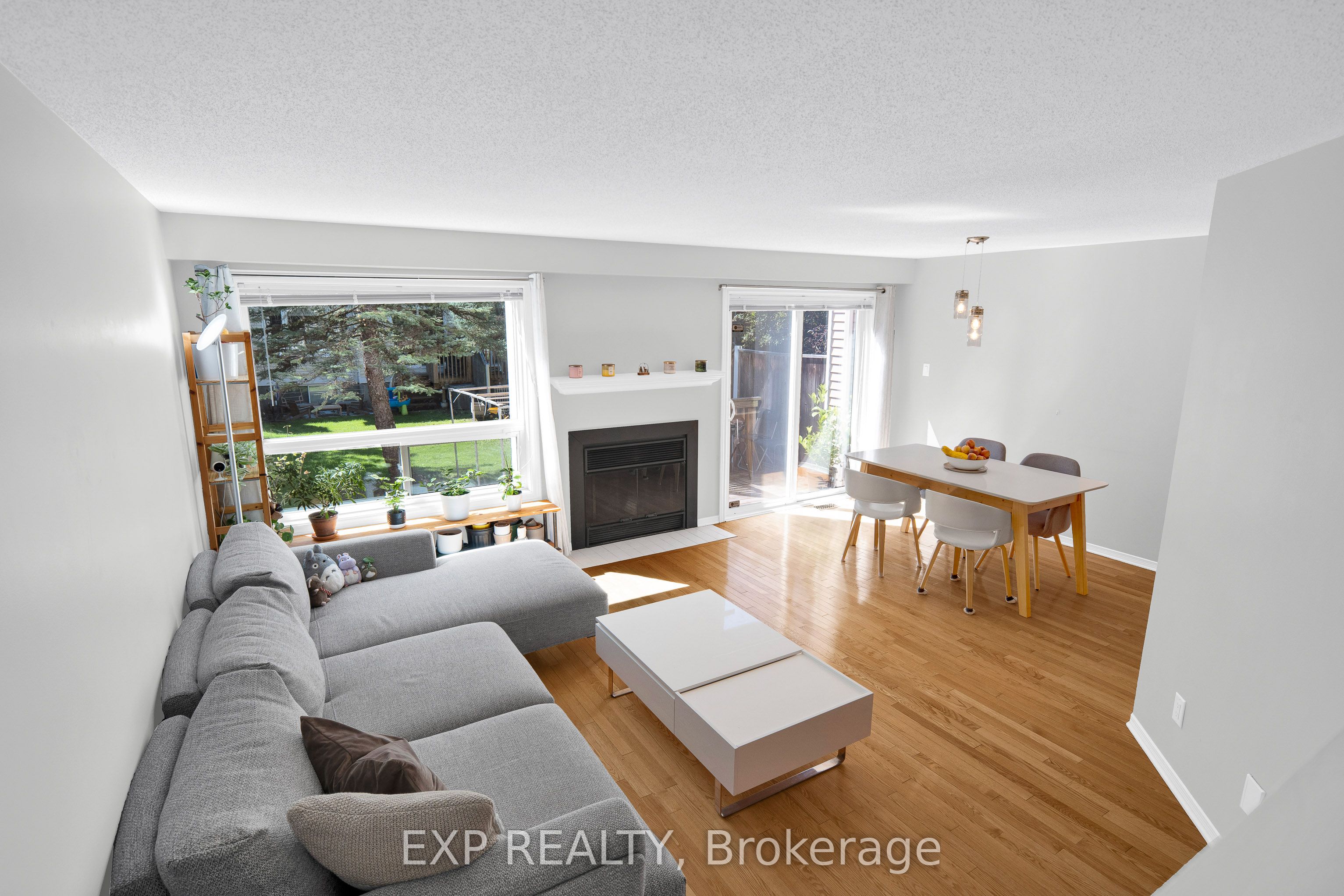 34 Stonebriar Drive, South of Baseline to Knoxdale, ON K2G 5X9 photo 5