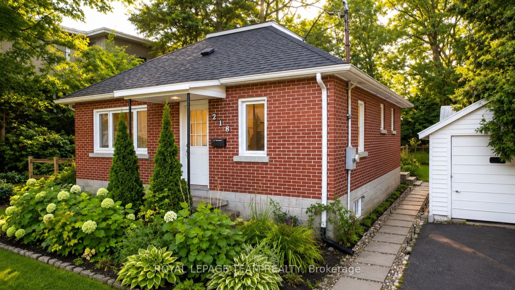 218 Fraser Street, Pembroke, ON K8A 1X5 photo 4