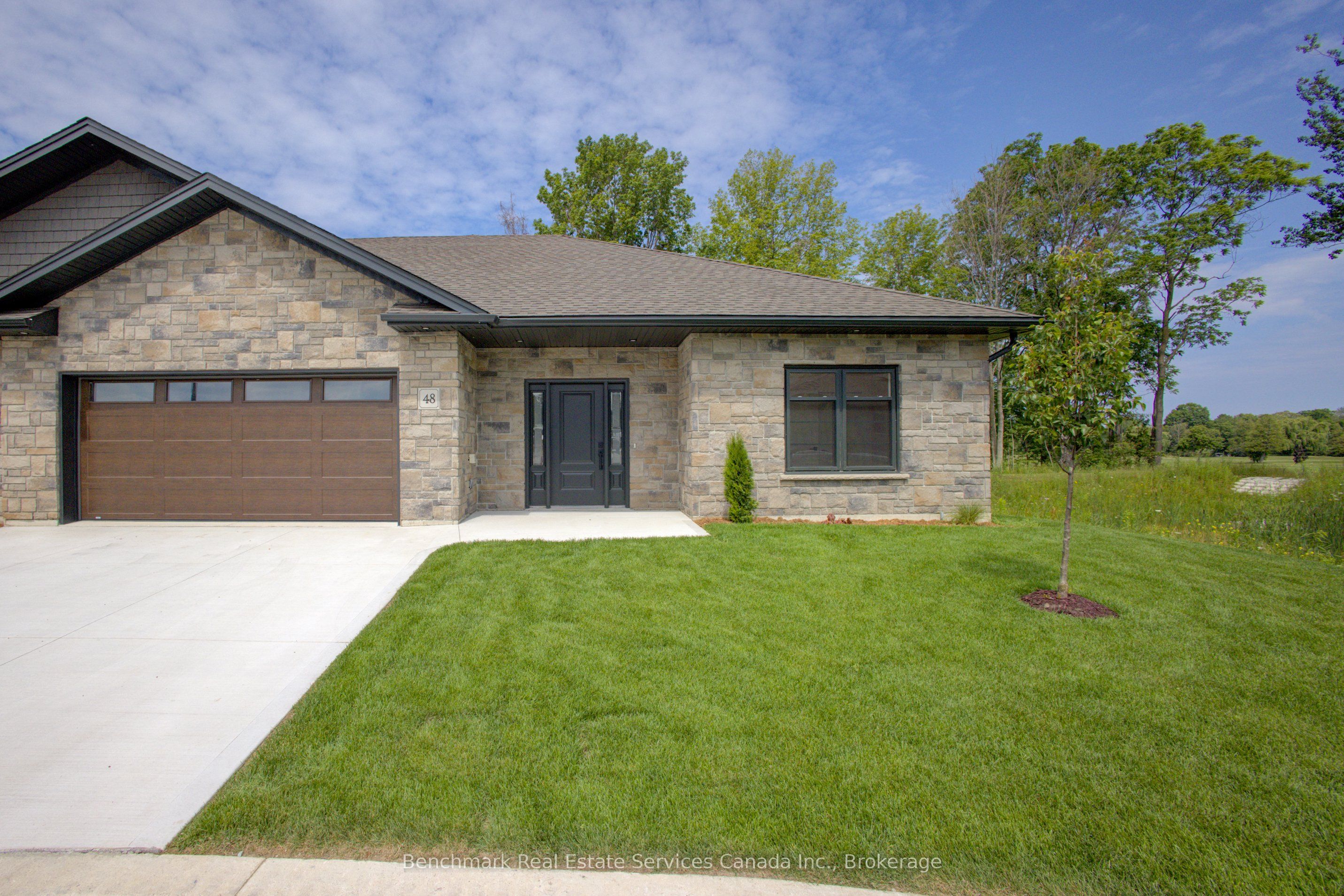 1182 Queen Street 18, Kincardine, ON N2Z 1G4