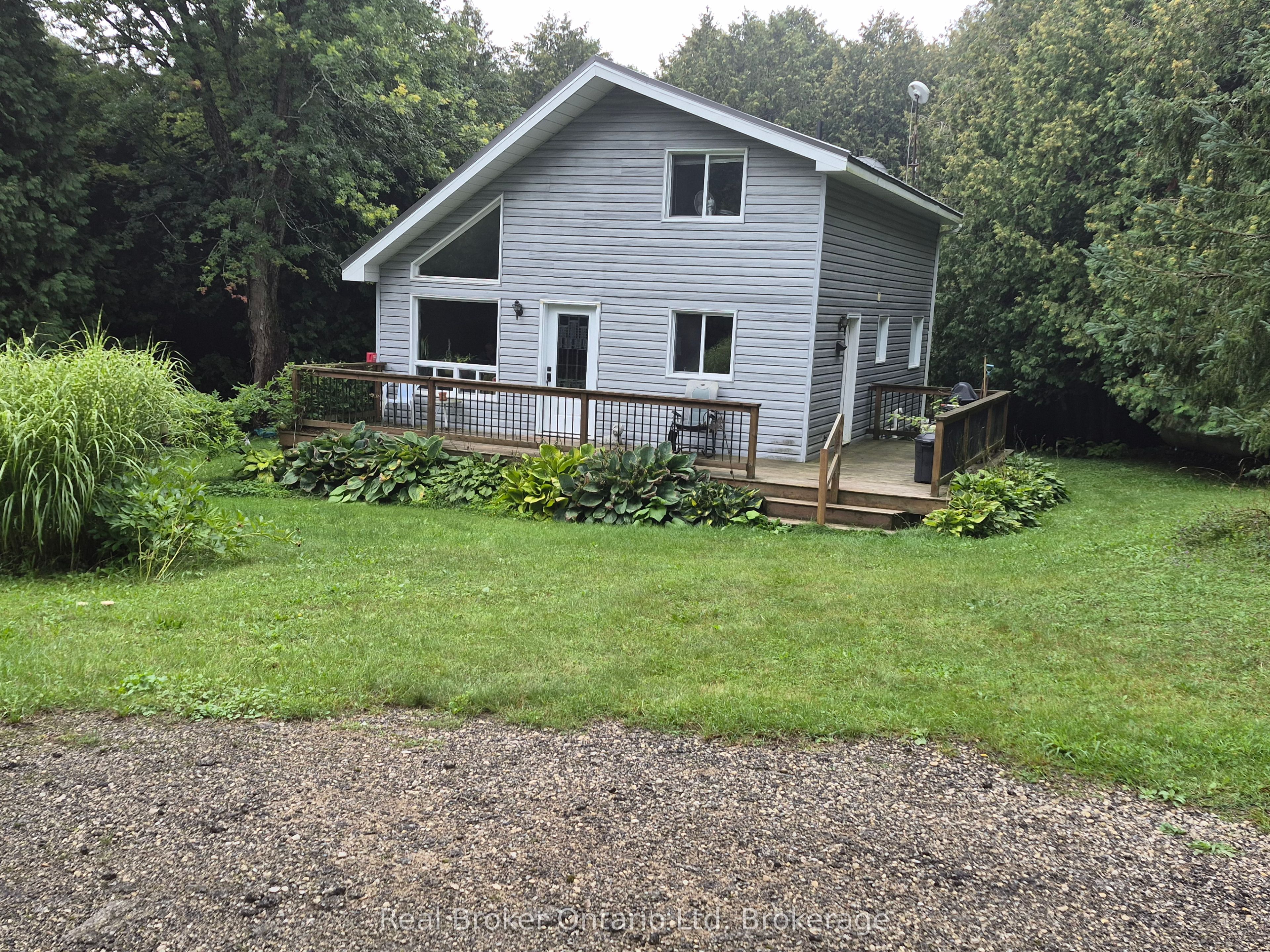 775522 S HIGHWAY 10 Highway S, West Grey, ON N0C 1H0 photo 2