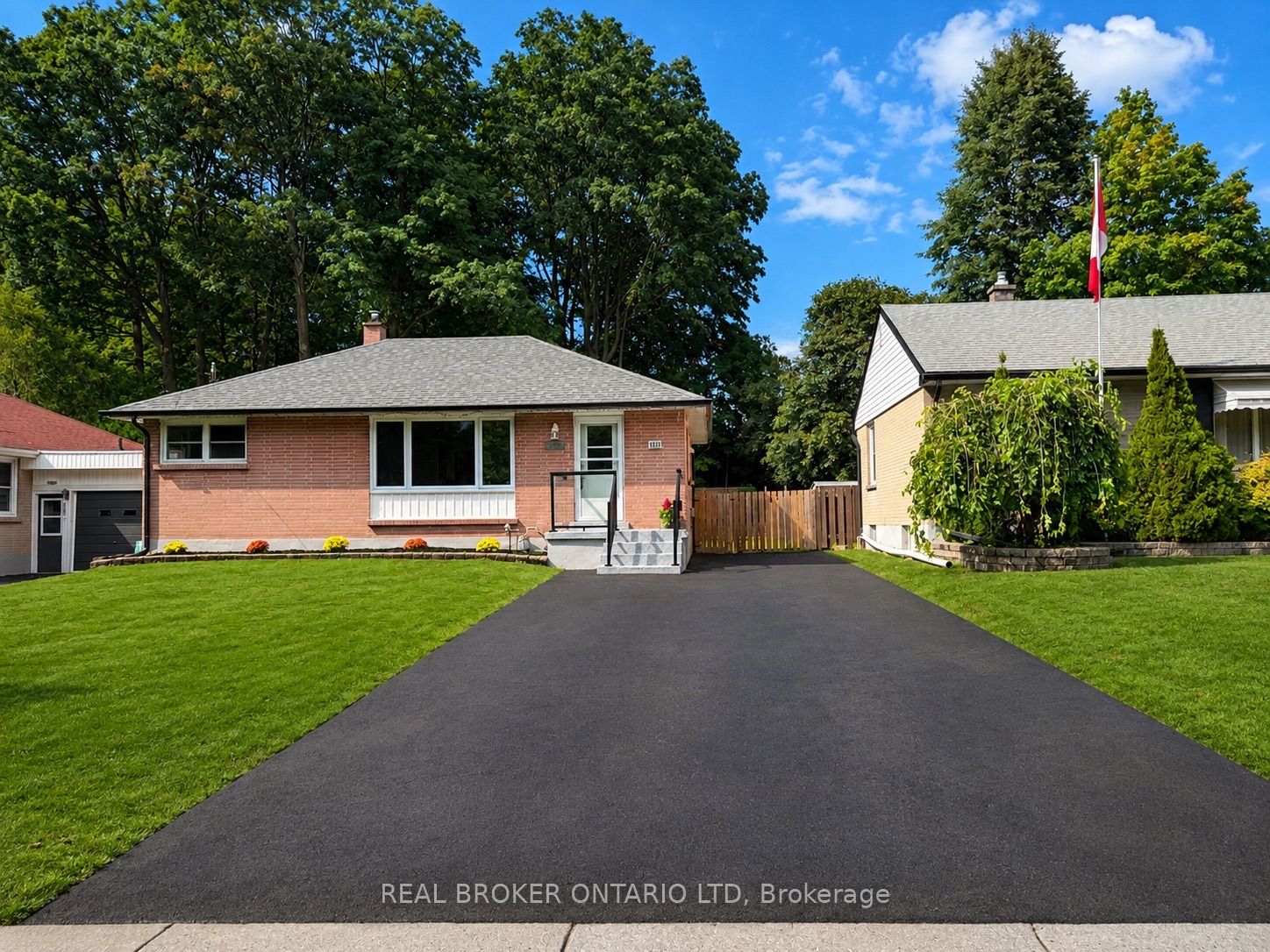 1864 Herbert Avenue, London East, ON N5V 2C5 photo 2