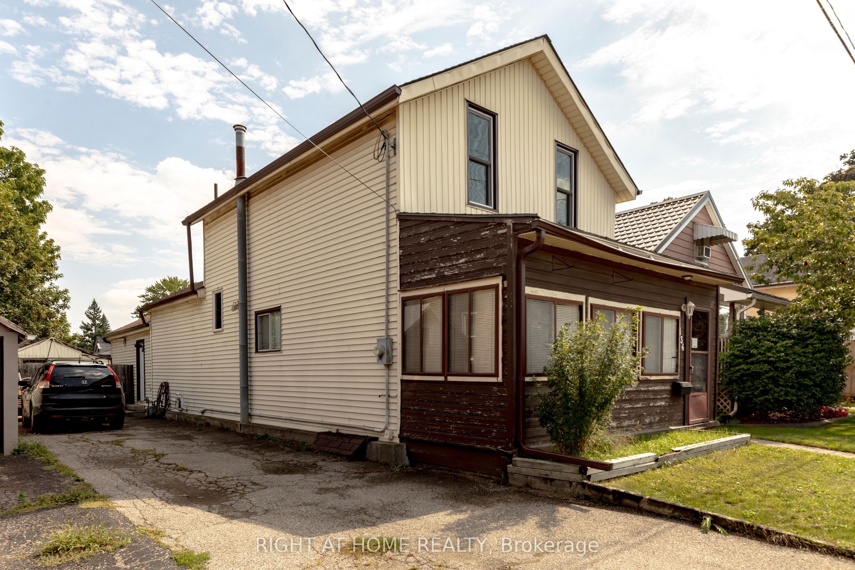 134 Catharine Avenue, Brantford, ON N3T 1Y4 photo 3
