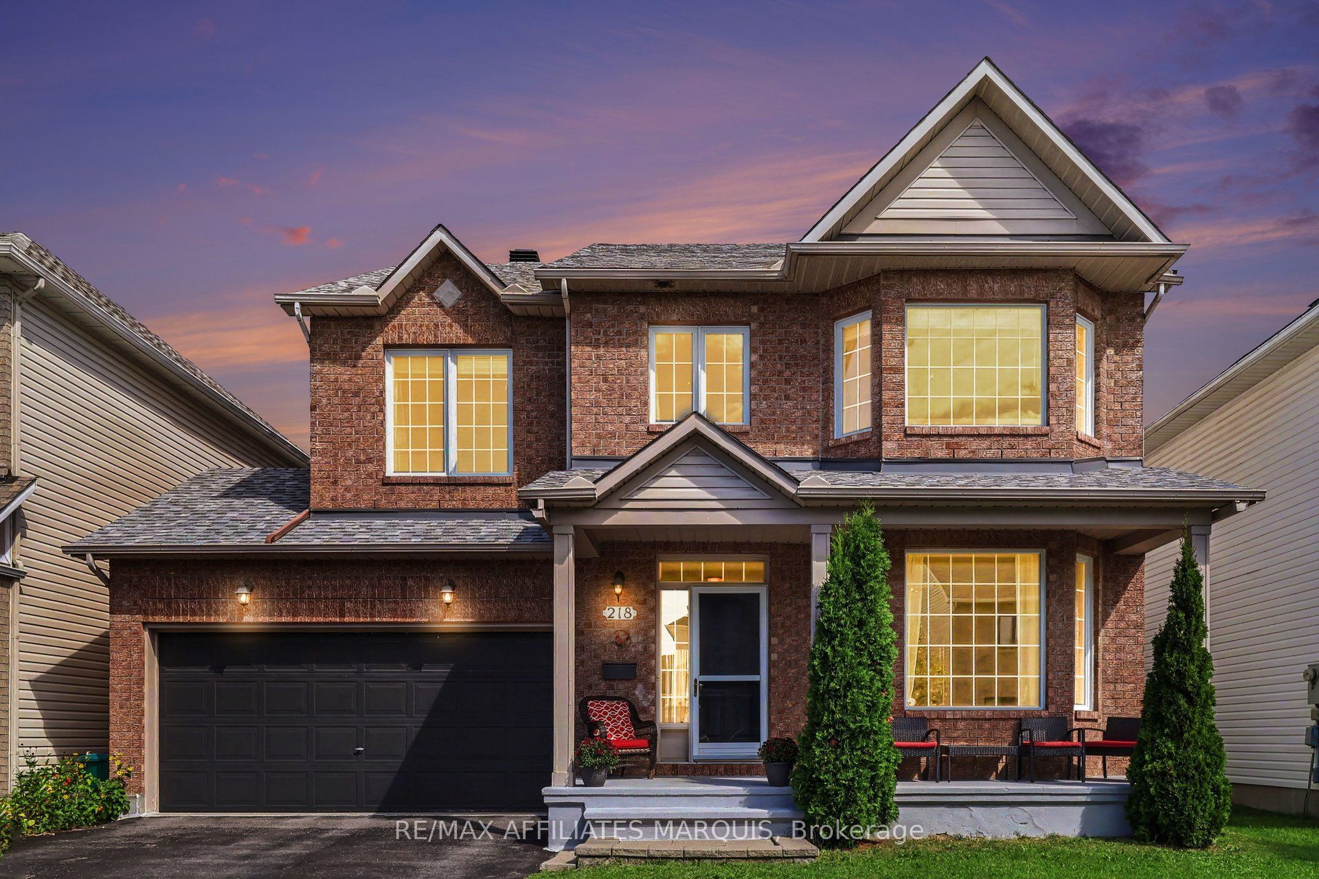 218 Annapolis Circle, Hunt Club - Windsor Park Village and Area, ON K1V 1Y9
