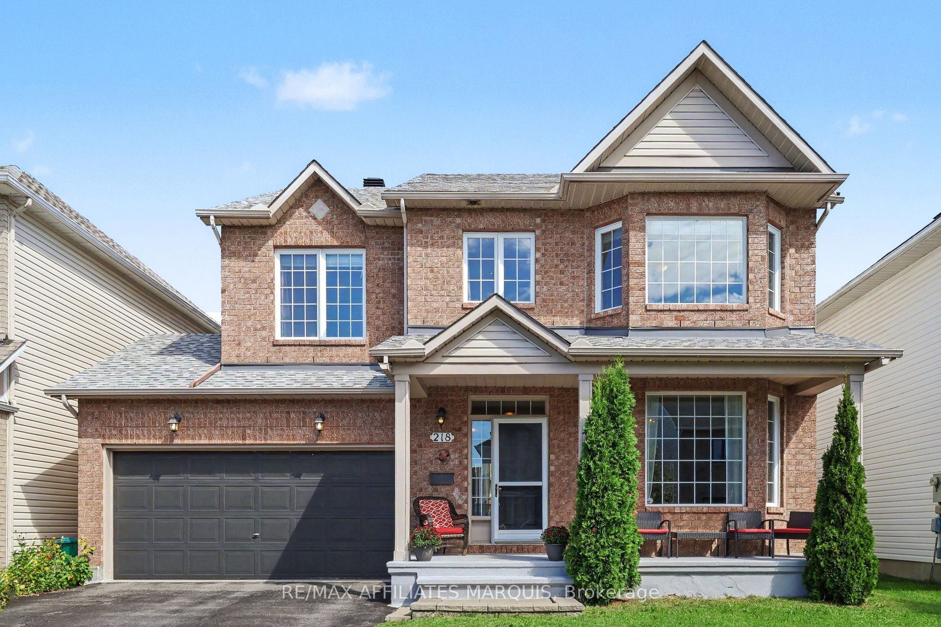 218 Annapolis Circle, Hunt Club - Windsor Park Village and Area, ON K1V 1Y9 photo 2