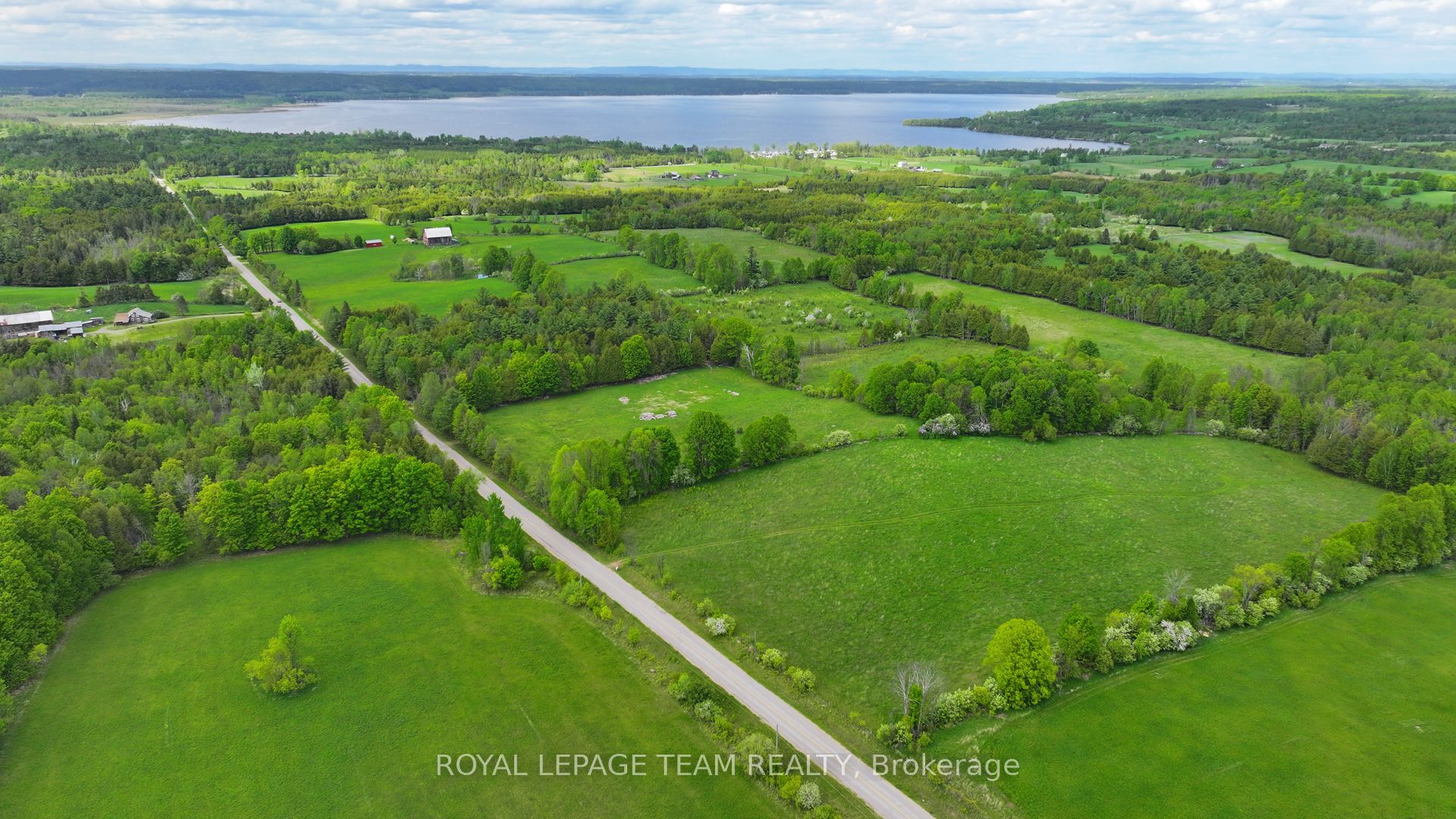 000 Germanicus Road, North Algona Wilberforce, ON K0J 1T0 photo 2