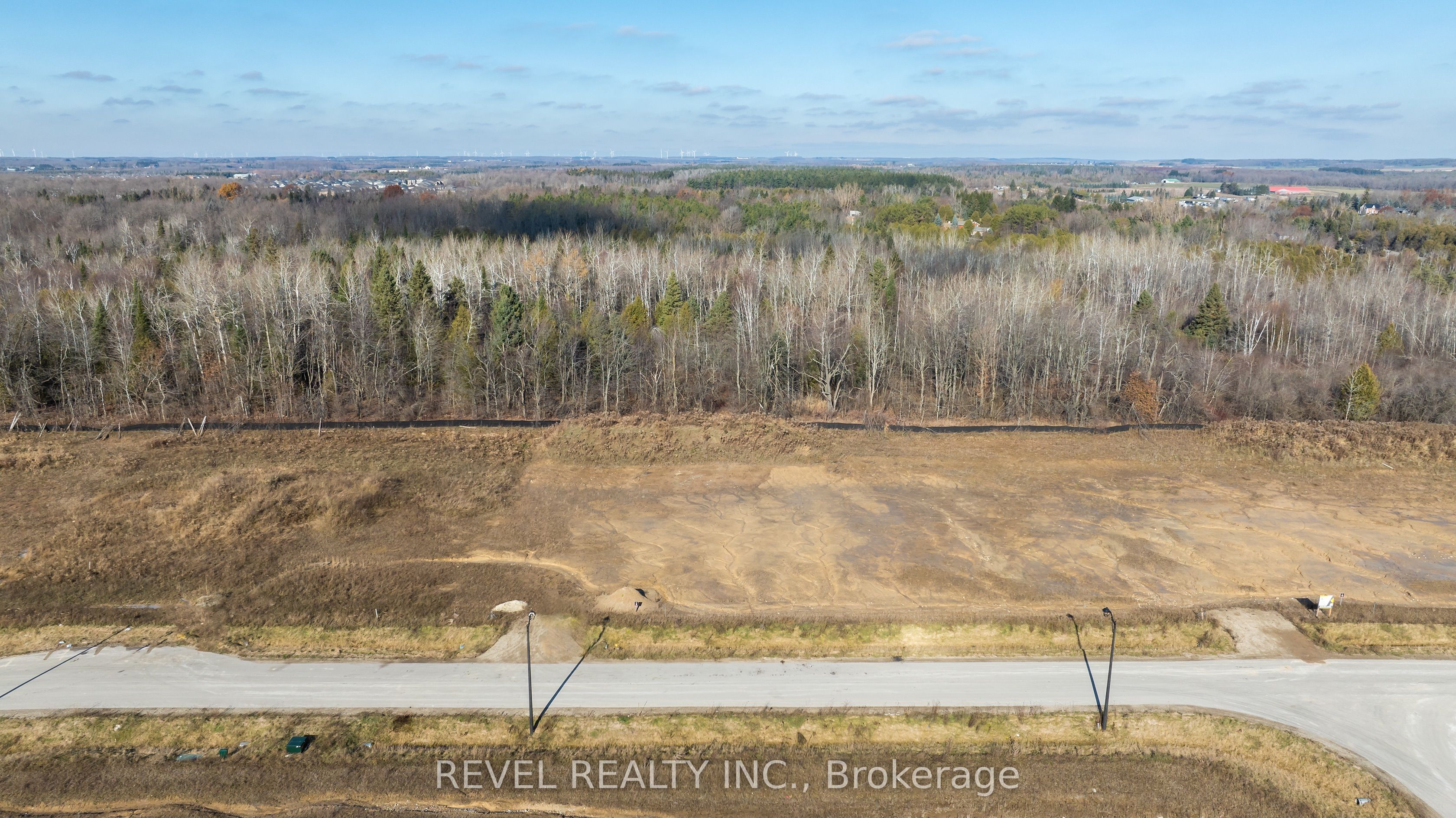 16 Private Berry Drive, Amaranth, ON L9V 3T8