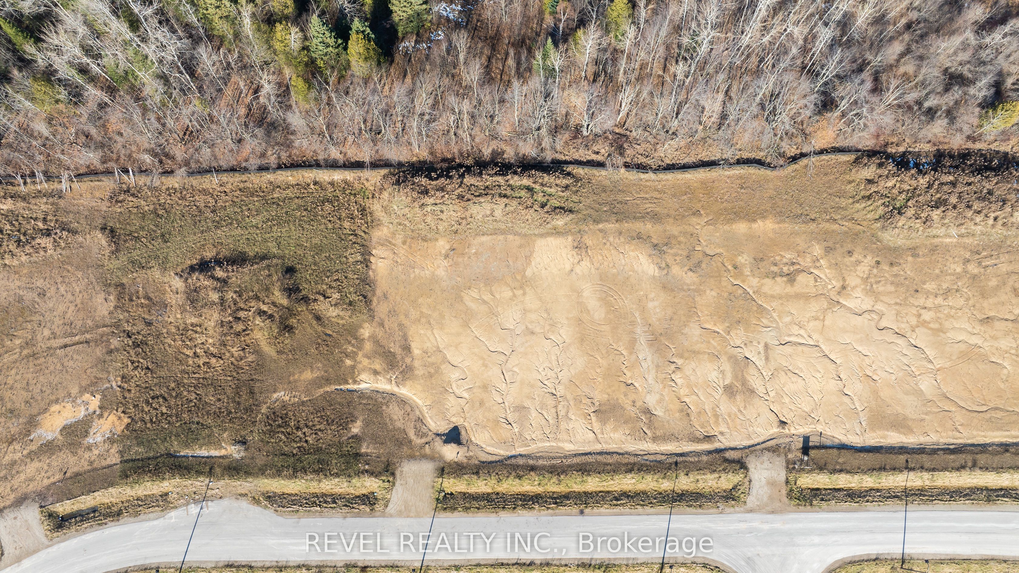 16 Private Berry Drive, Amaranth, ON L9V 3T8 photo 4