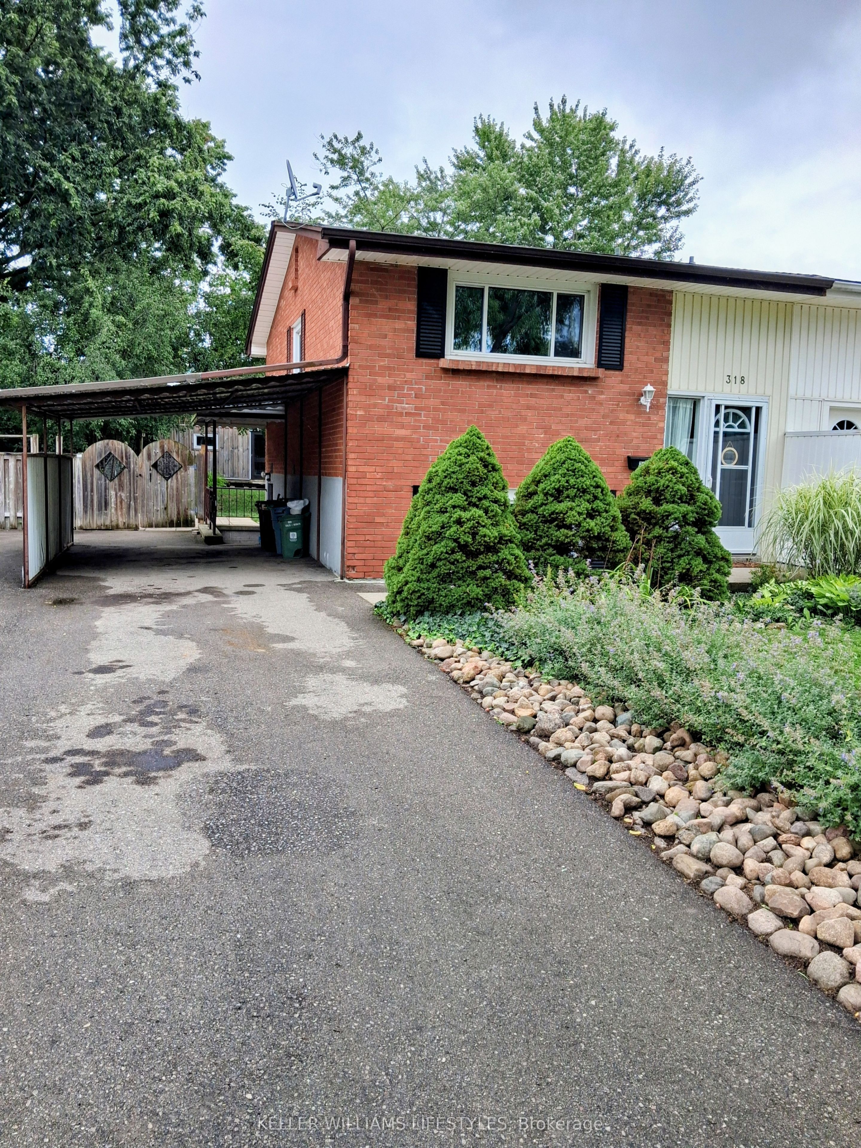 318 Base Line Road W, London South, ON N6J 1W1