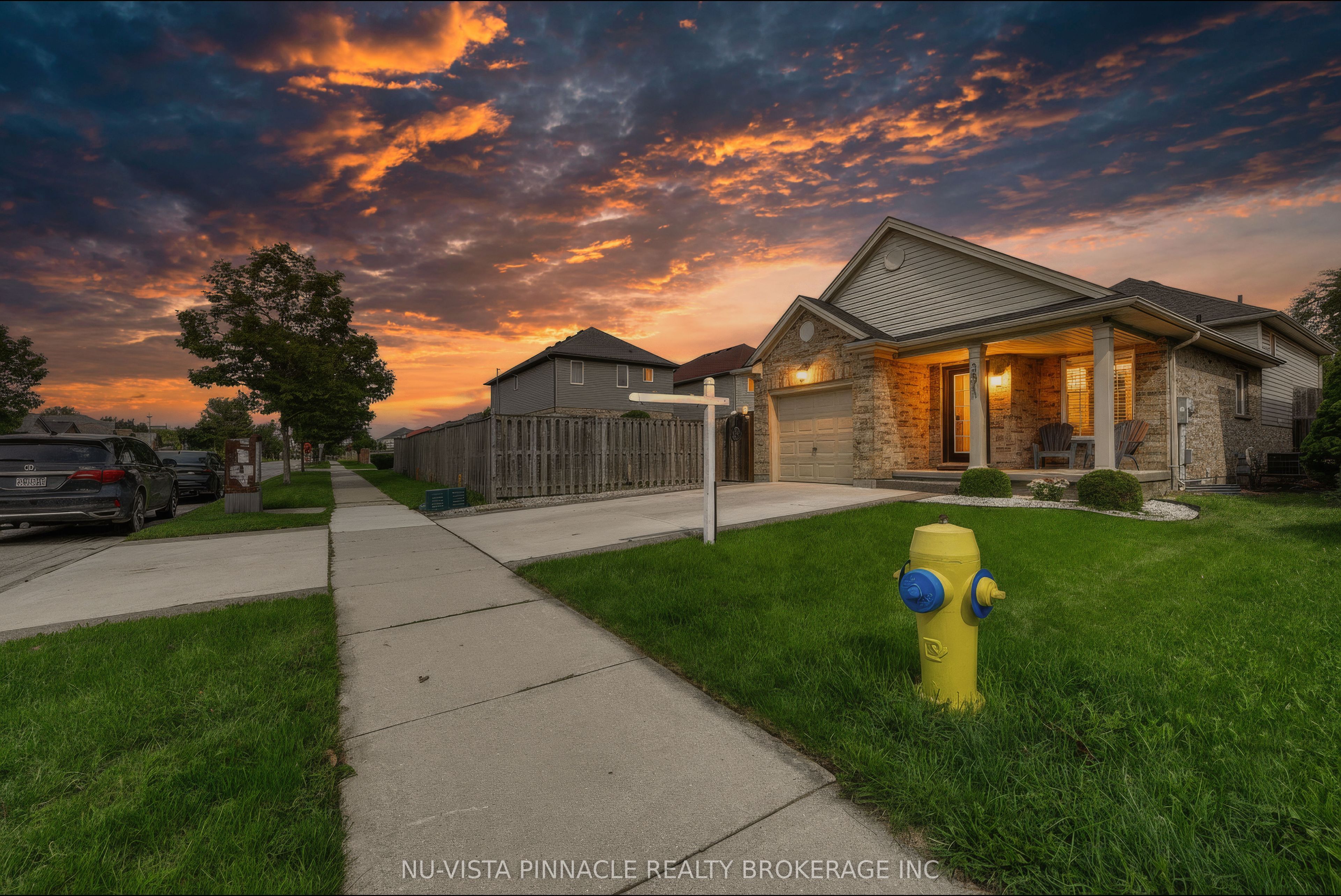 2871 Meadowgate Boulevard, London South, ON N6M 1L3 photo 2