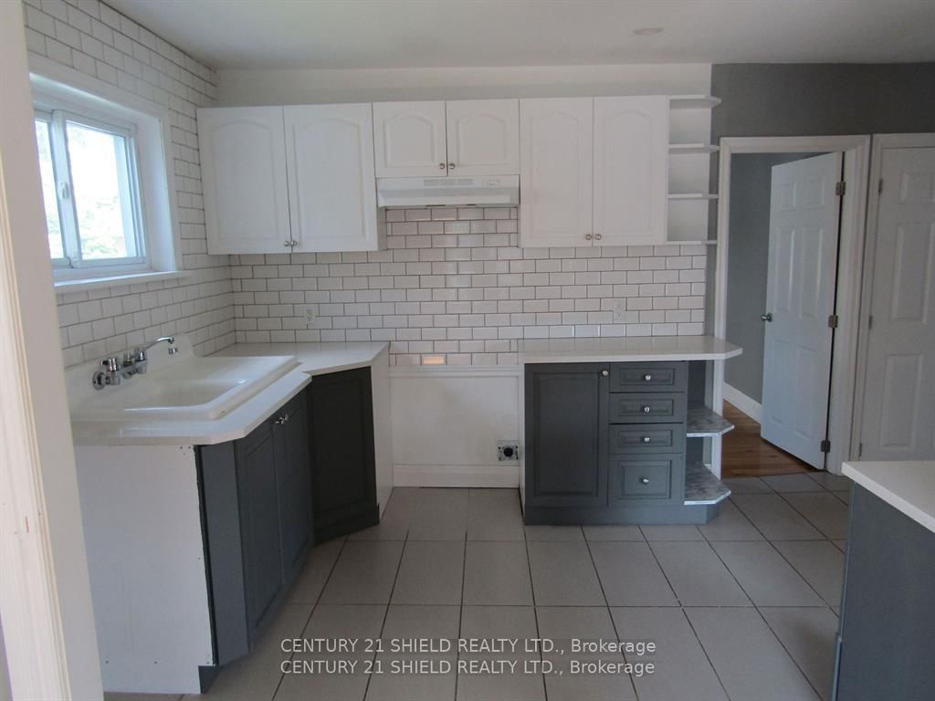 513 Fourth Street E, Cornwall, ON K6H 2J7 photo 3