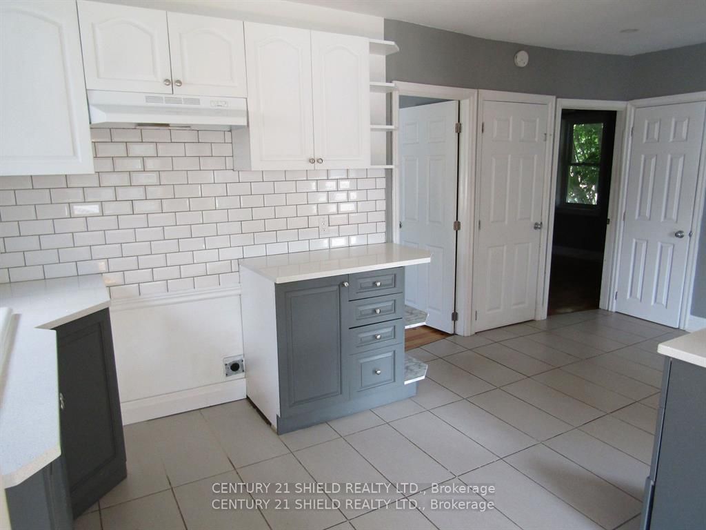 513 Fourth Street E, Cornwall, ON K6H 2J7 photo 4
