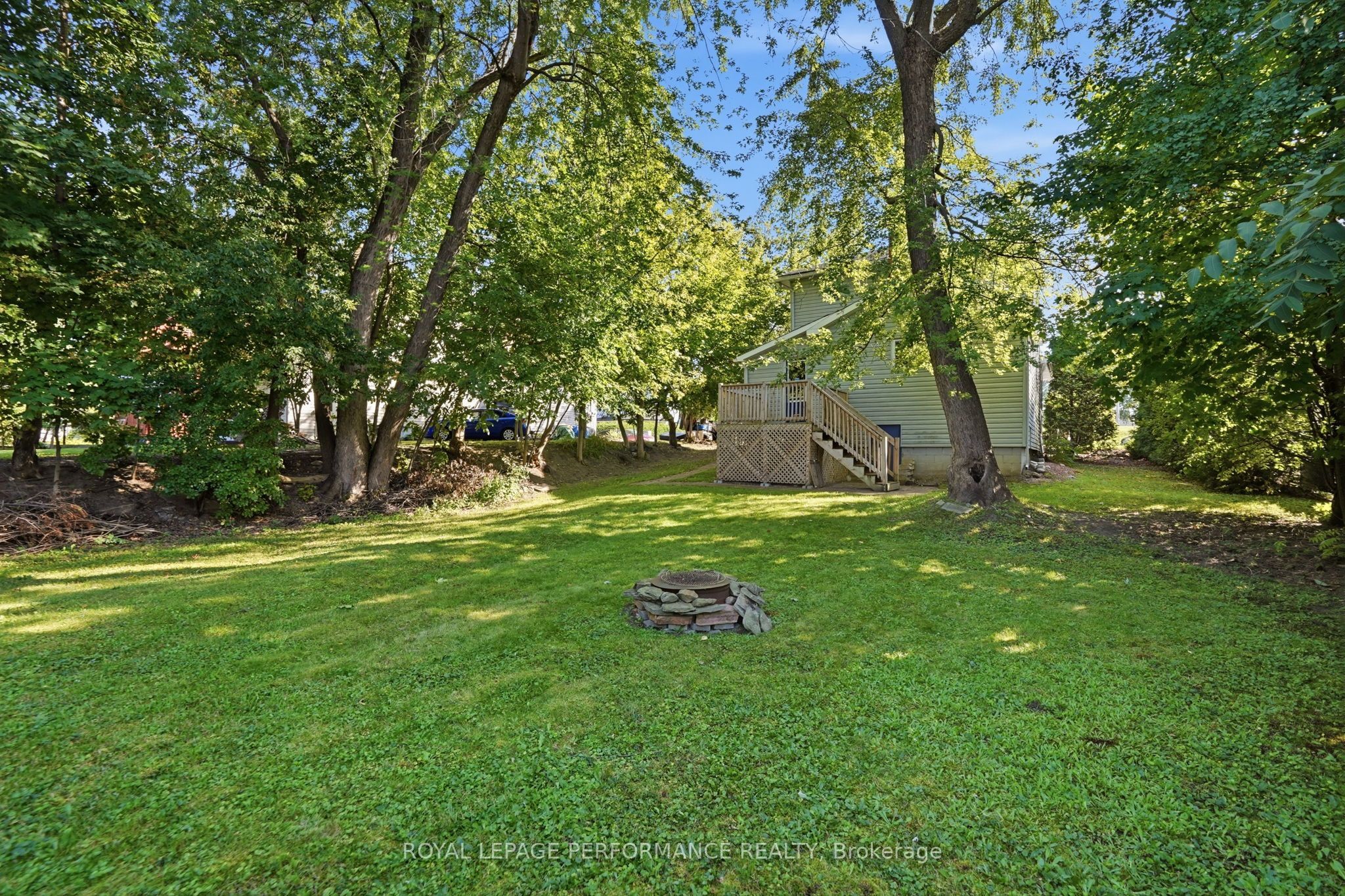 131 Nelson Street E, Hawkesbury, ON K6A 1L6 photo 3