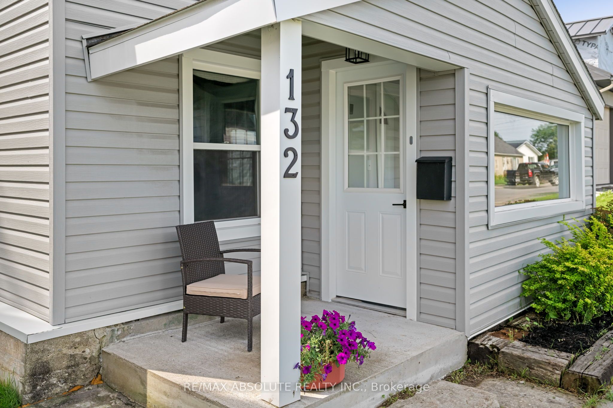 132 Edward Street S, Arnprior, ON K7S 2X4 photo 3