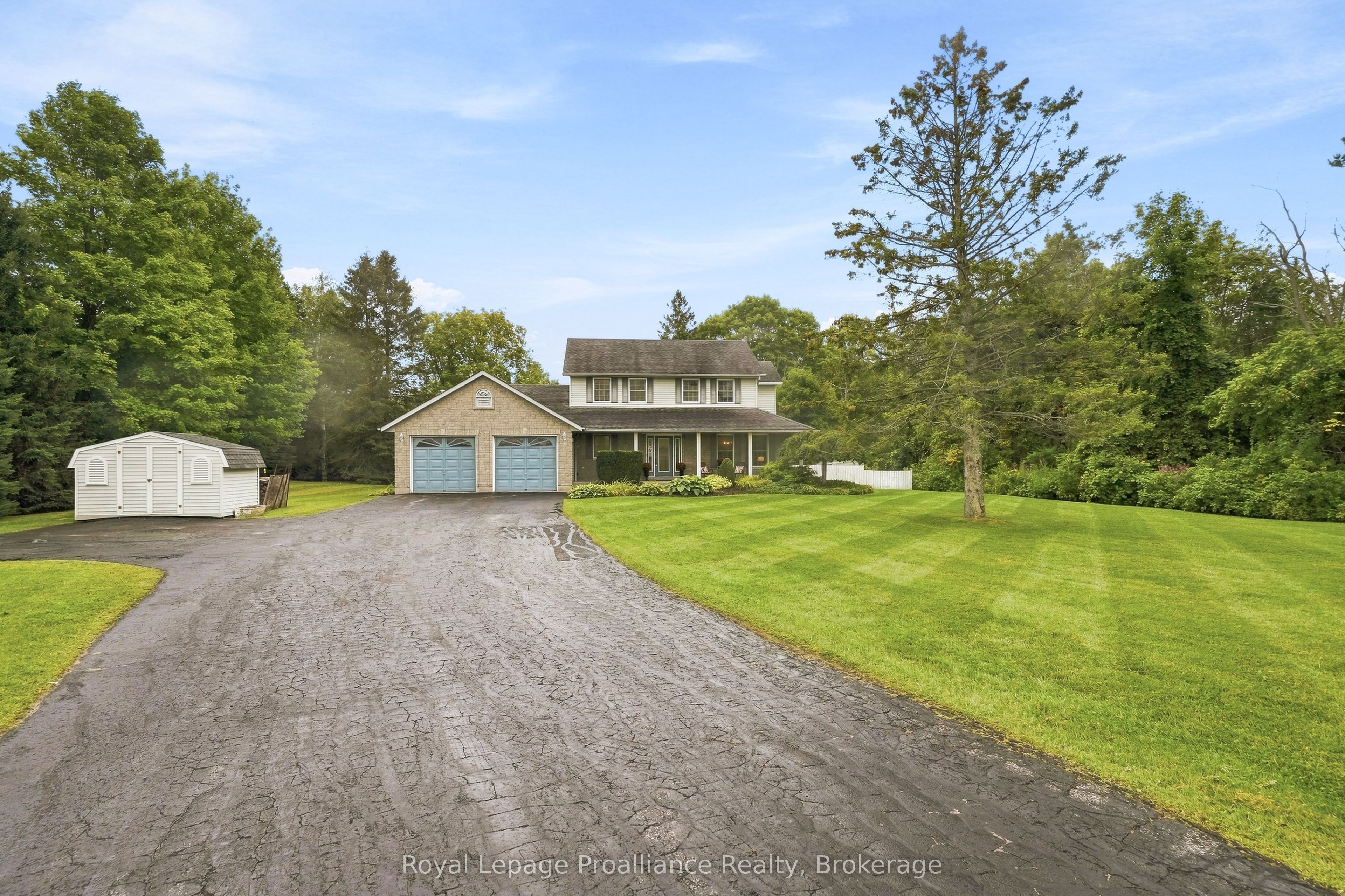 128 Murray Street, Quinte West, ON K8V 5P4 photo 3