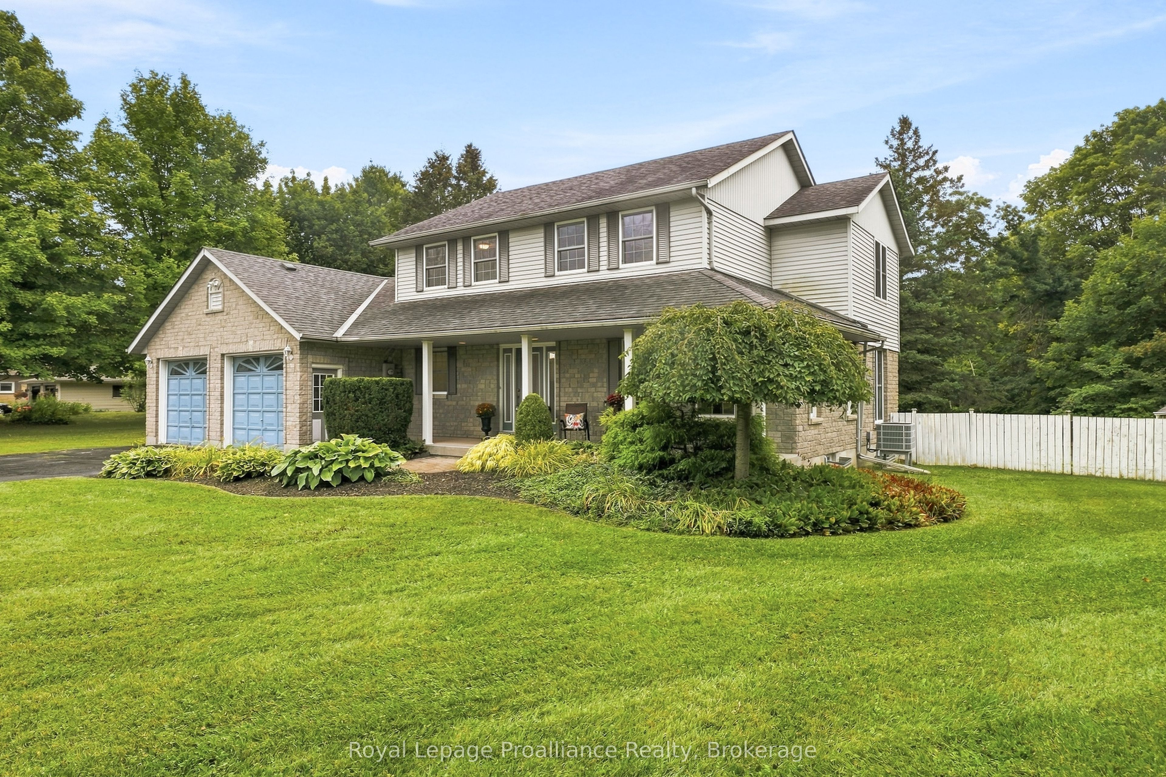 128 Murray Street, Quinte West, ON K8V 5P4 photo 5