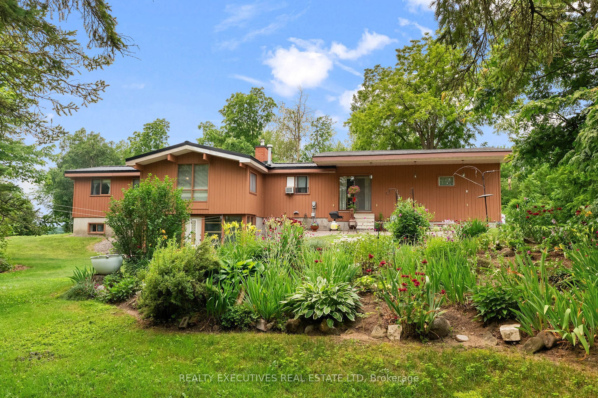 785 Boundary Road, North Dundas, ON K0E 1S0 photo 3