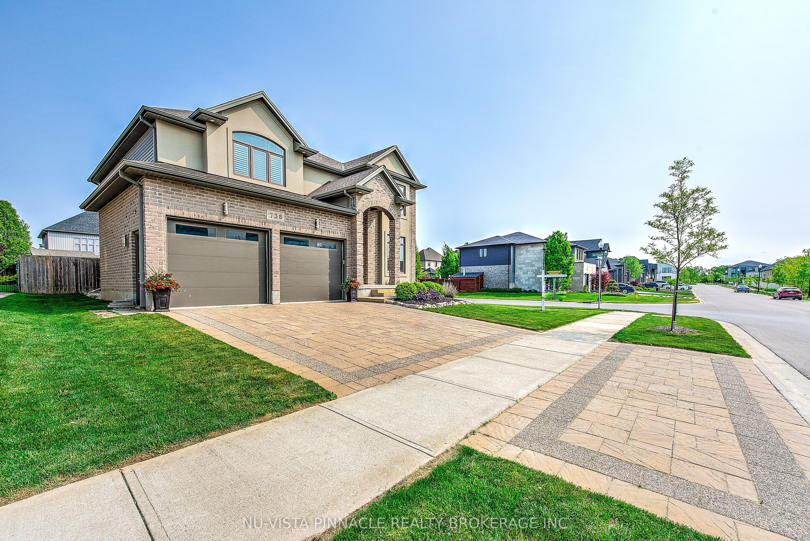 738 Hickoryridge Common, London North, ON N6G 0M9 photo 2