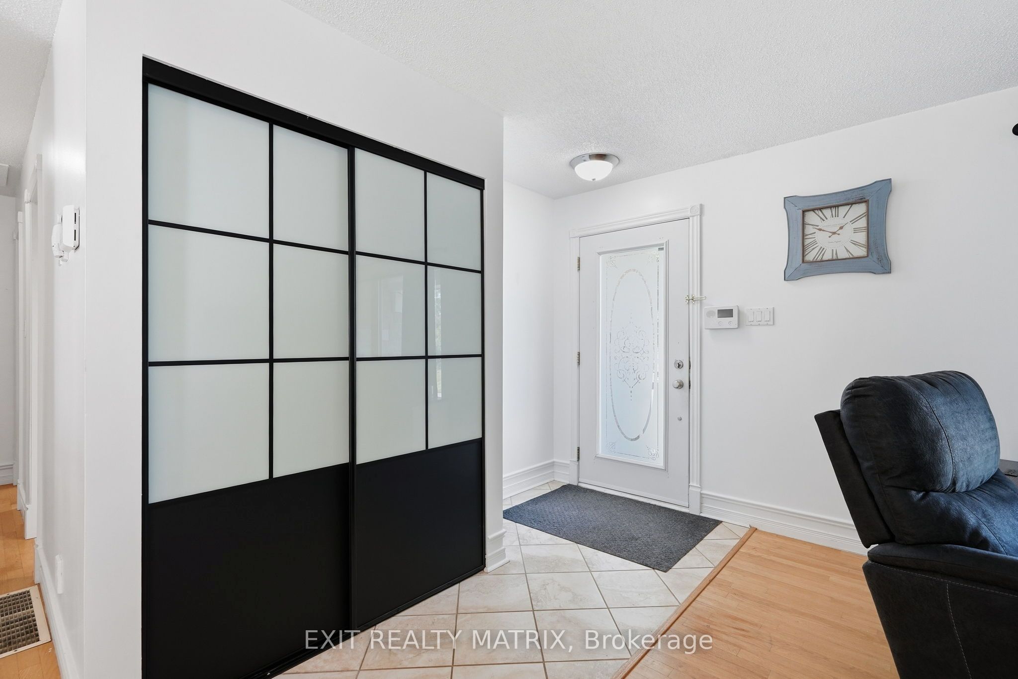 2807 Leonard Street, Clarence-Rockland, ON K4K 1A4 photo 5