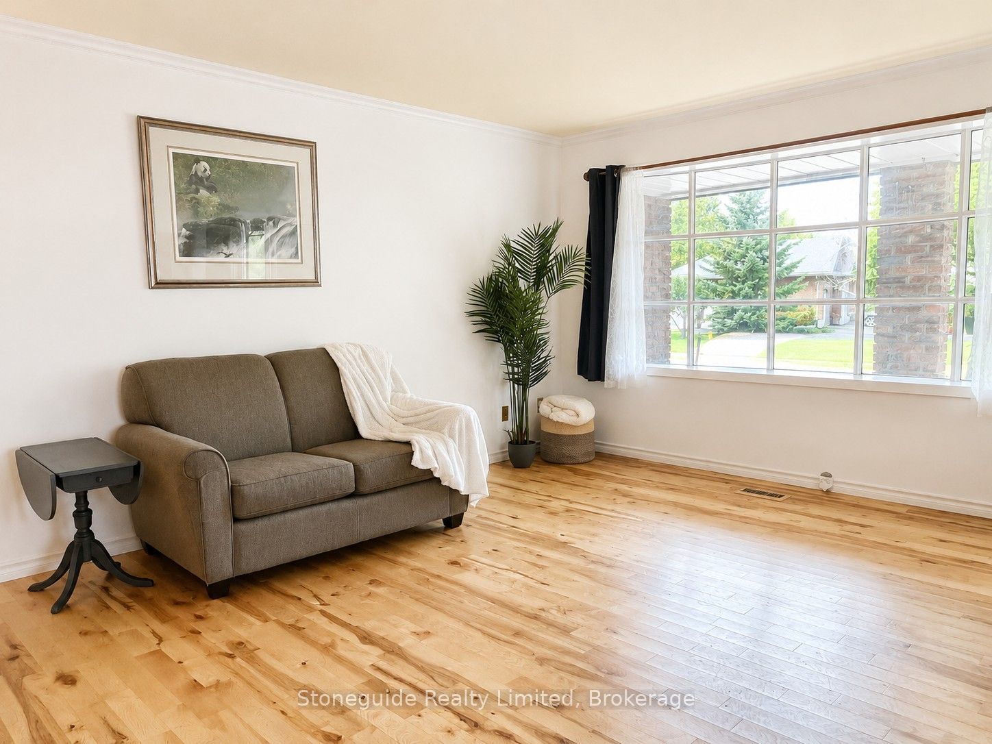 1139 Danita Boulevard, Peterborough, ON K9J 7J9 photo 2