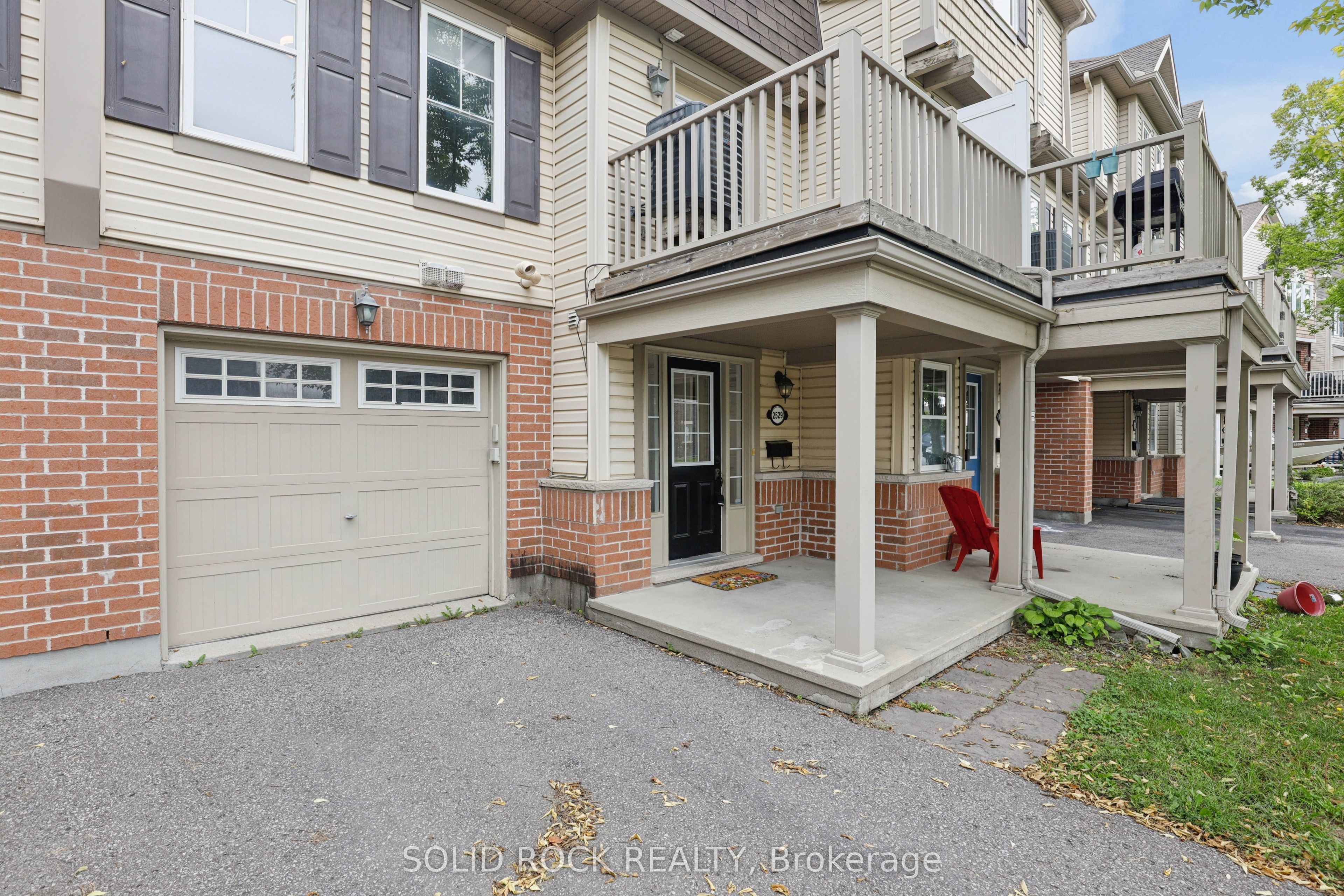 2529 Waterlilly Way, Barrhaven, ON K2J 0K2 photo 2