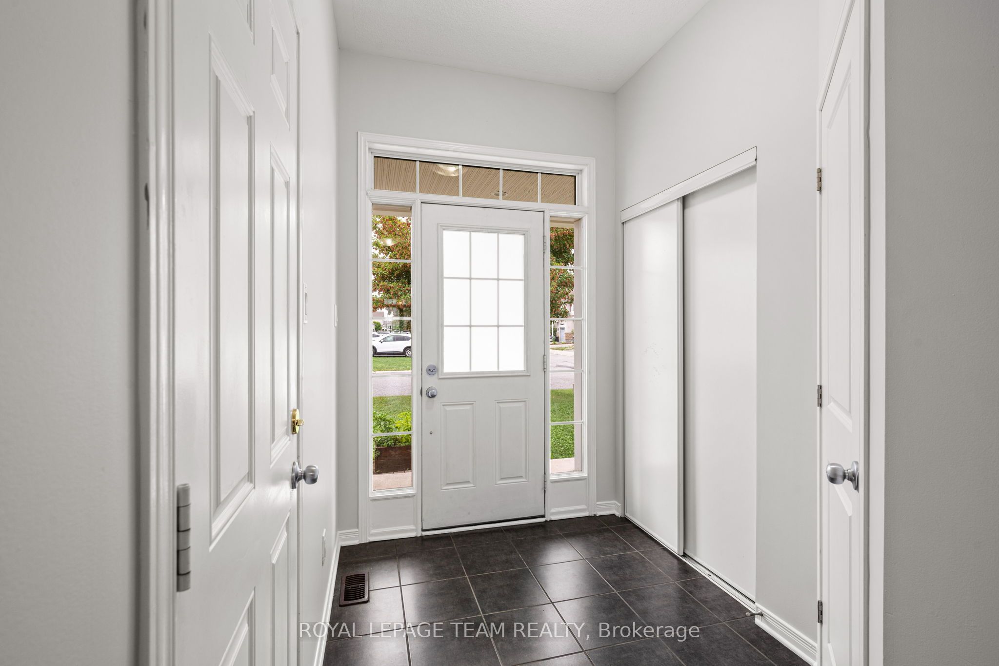 534 Barrick Hill Road, Kanata, ON K2M 0B4 photo 2