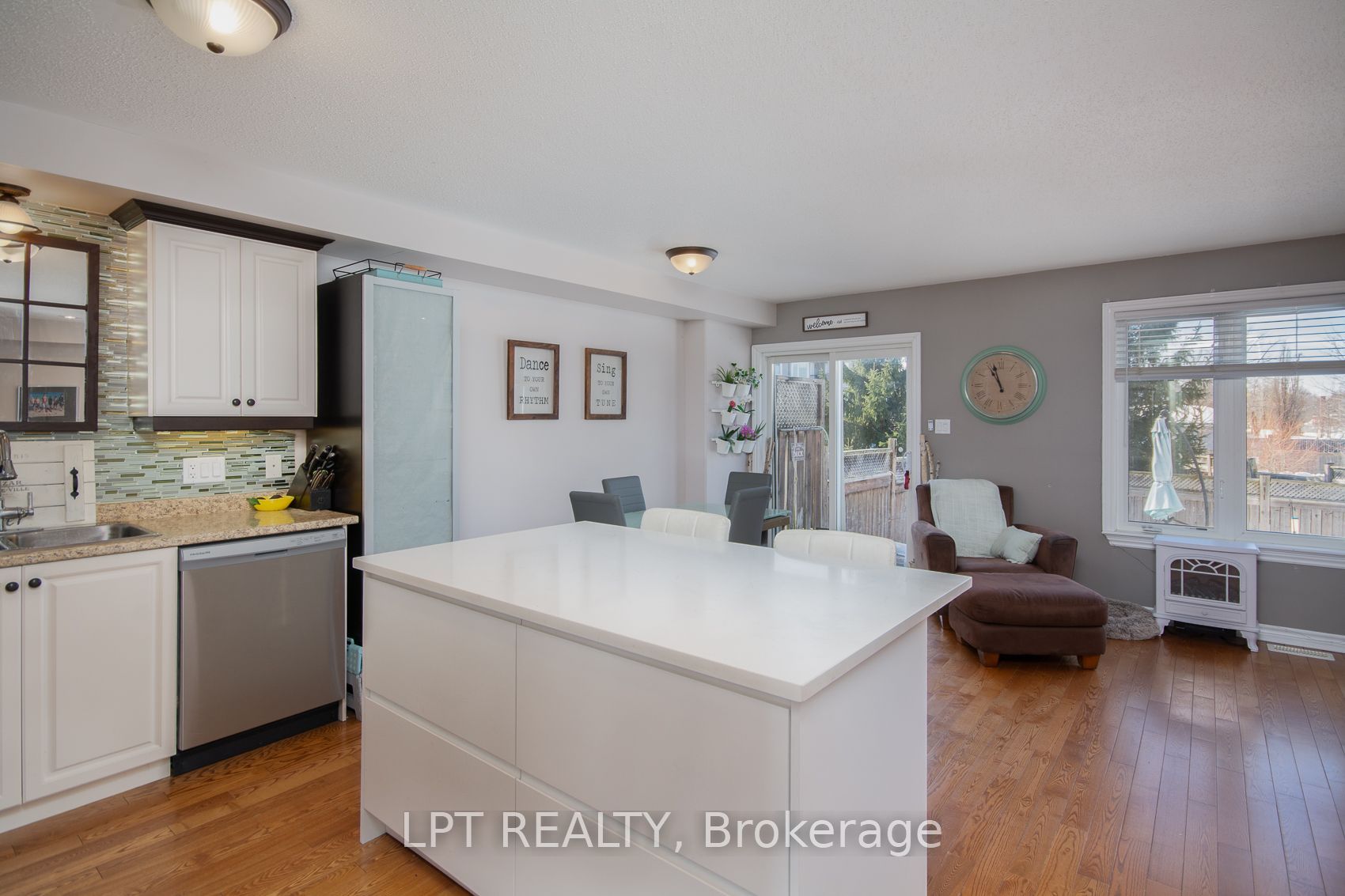 84 Raina Way, North Grenville, ON K0G 1J0 photo 5