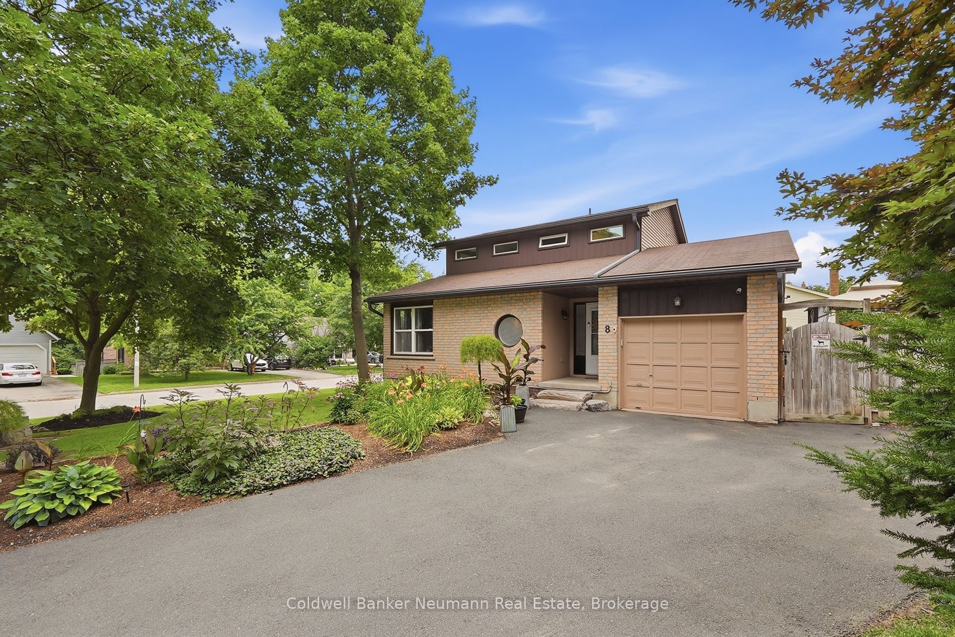8 Pickwick Place, Guelph, ON N1H 7V8 photo 3