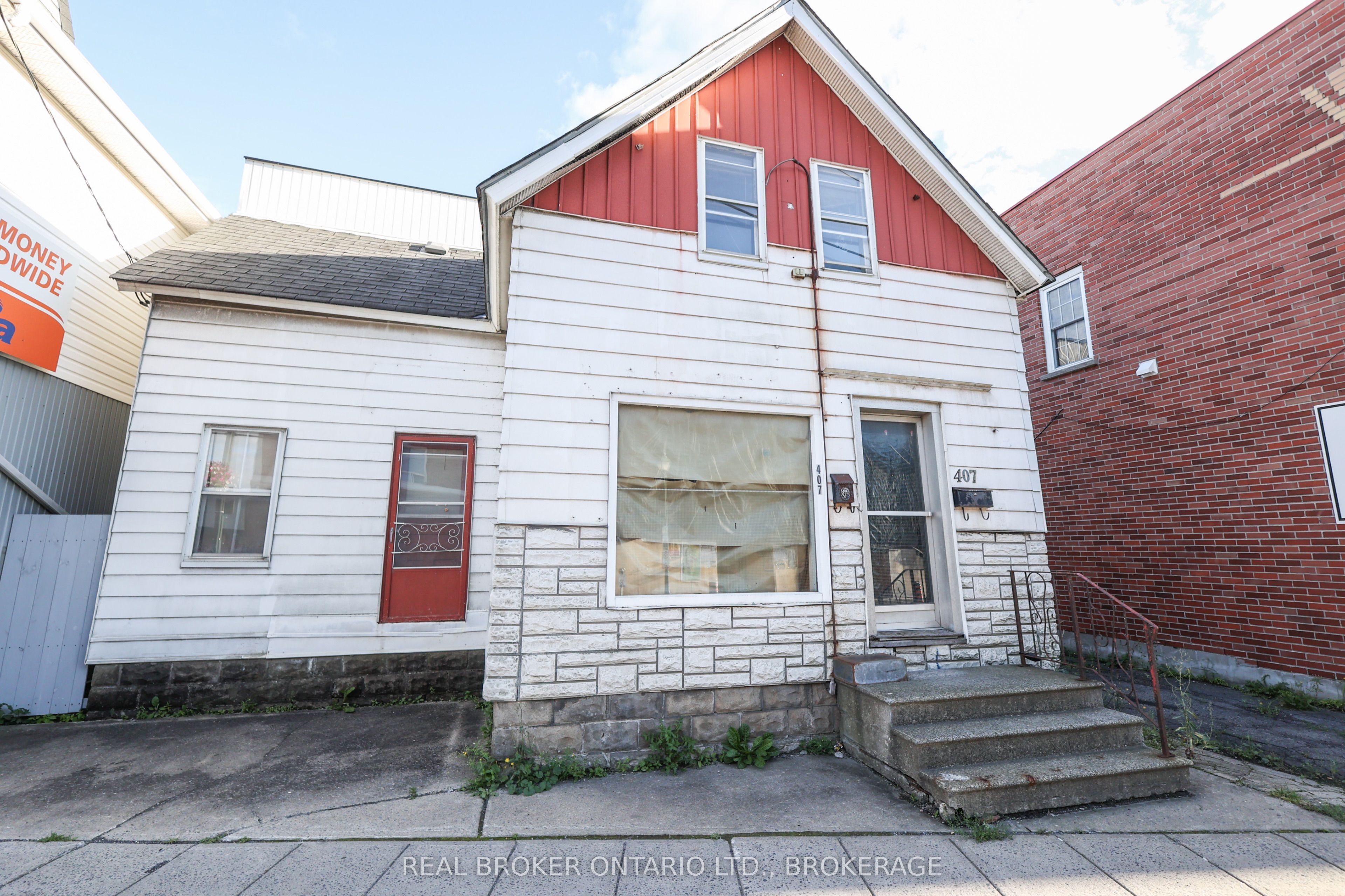 407 Montreal Road, Cornwall, ON K6H 1B8 photo 2