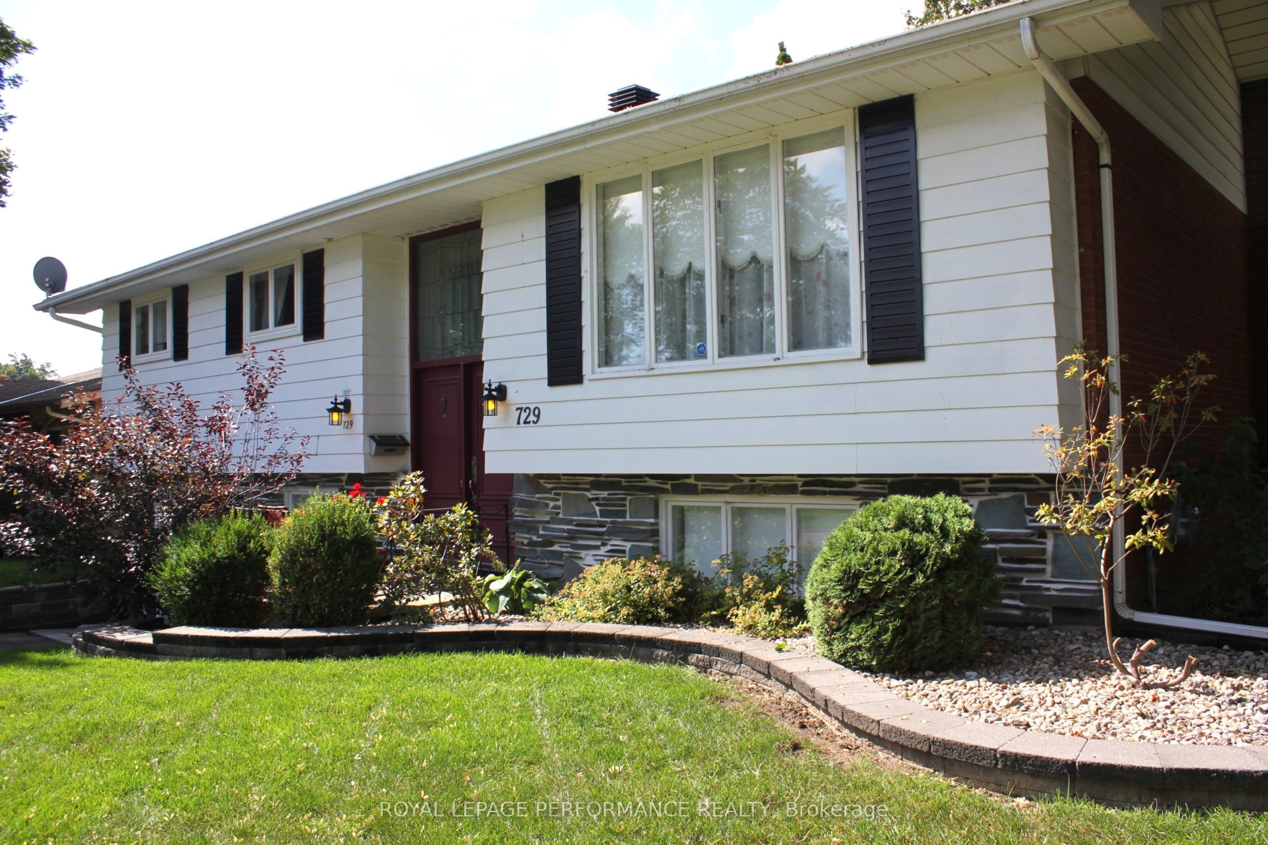 729 Iroquois Drive, Cornwall, ON K6H 5C6 photo 4