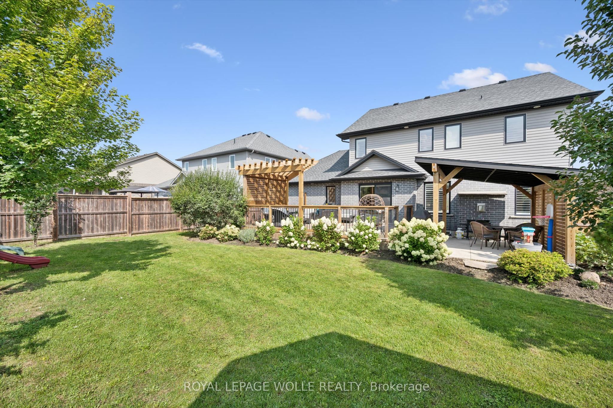63 Curtis Street, East Zorra-Tavistock, ON N0J 1M0 photo 2