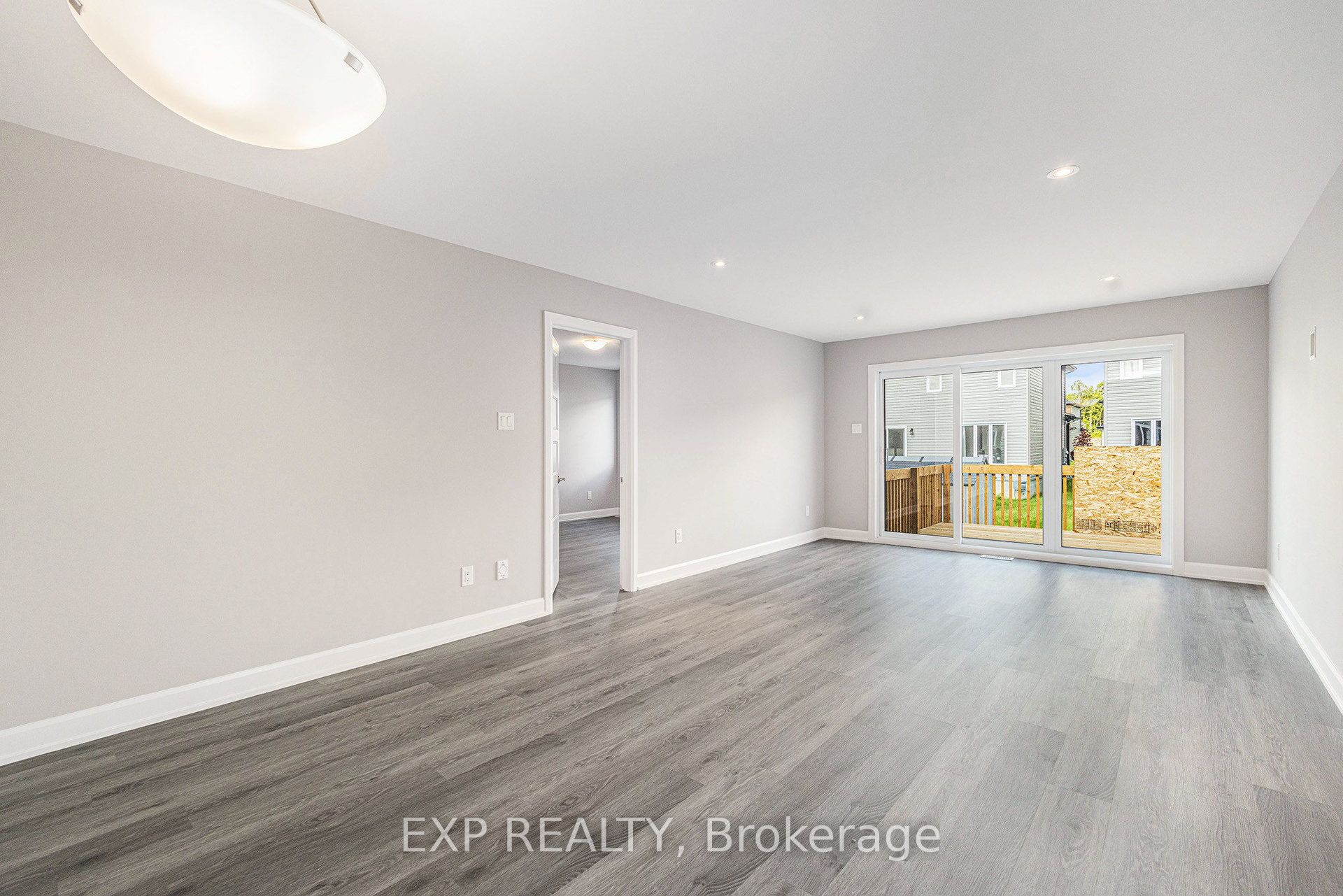 1227 MONTBLANC Crescent, Russell, ON K0A 1W0 photo 4