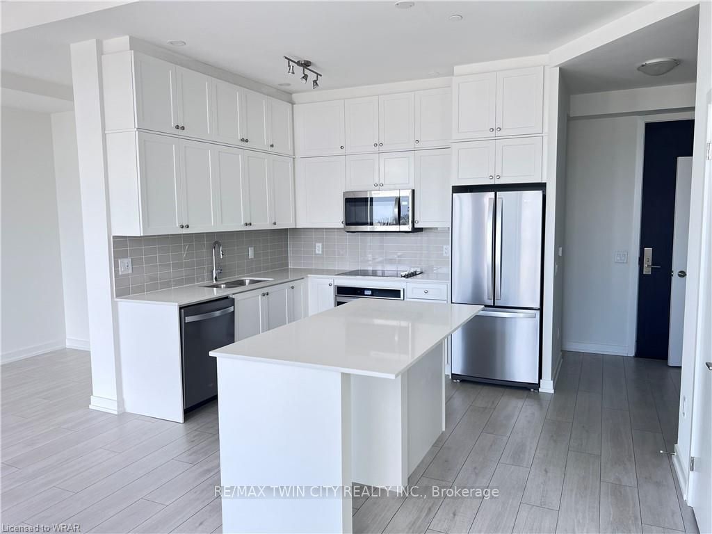 55 Duke Street, Kitchener, ON N2H 0C9 photo 5