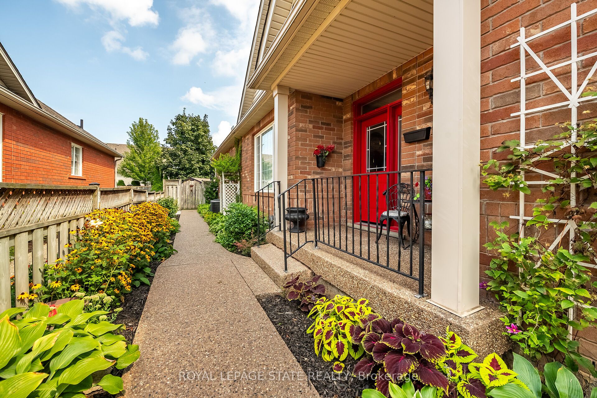 159 Thoroughbred Boulevard, Hamilton, ON L9K 1N2 photo 2