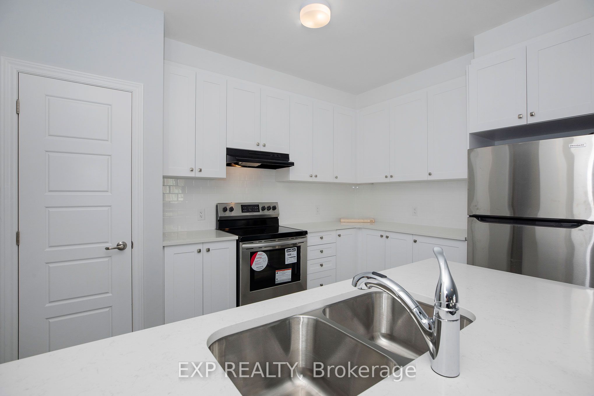 96 BALLINORA Way, Stittsville - Munster - Richmond, ON K2S 0V5 photo 5