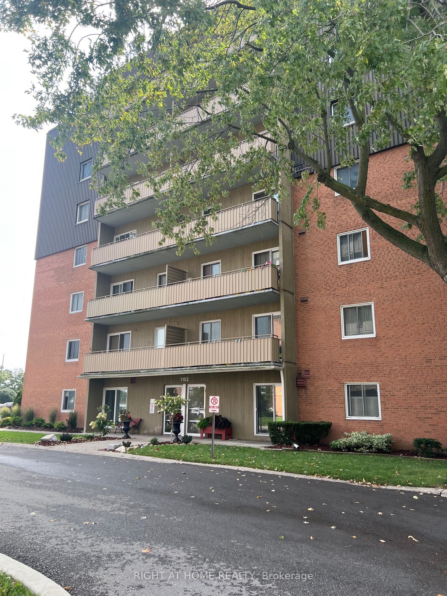 1102 Jalna Boulevard 708, London South, ON N6E 1X8