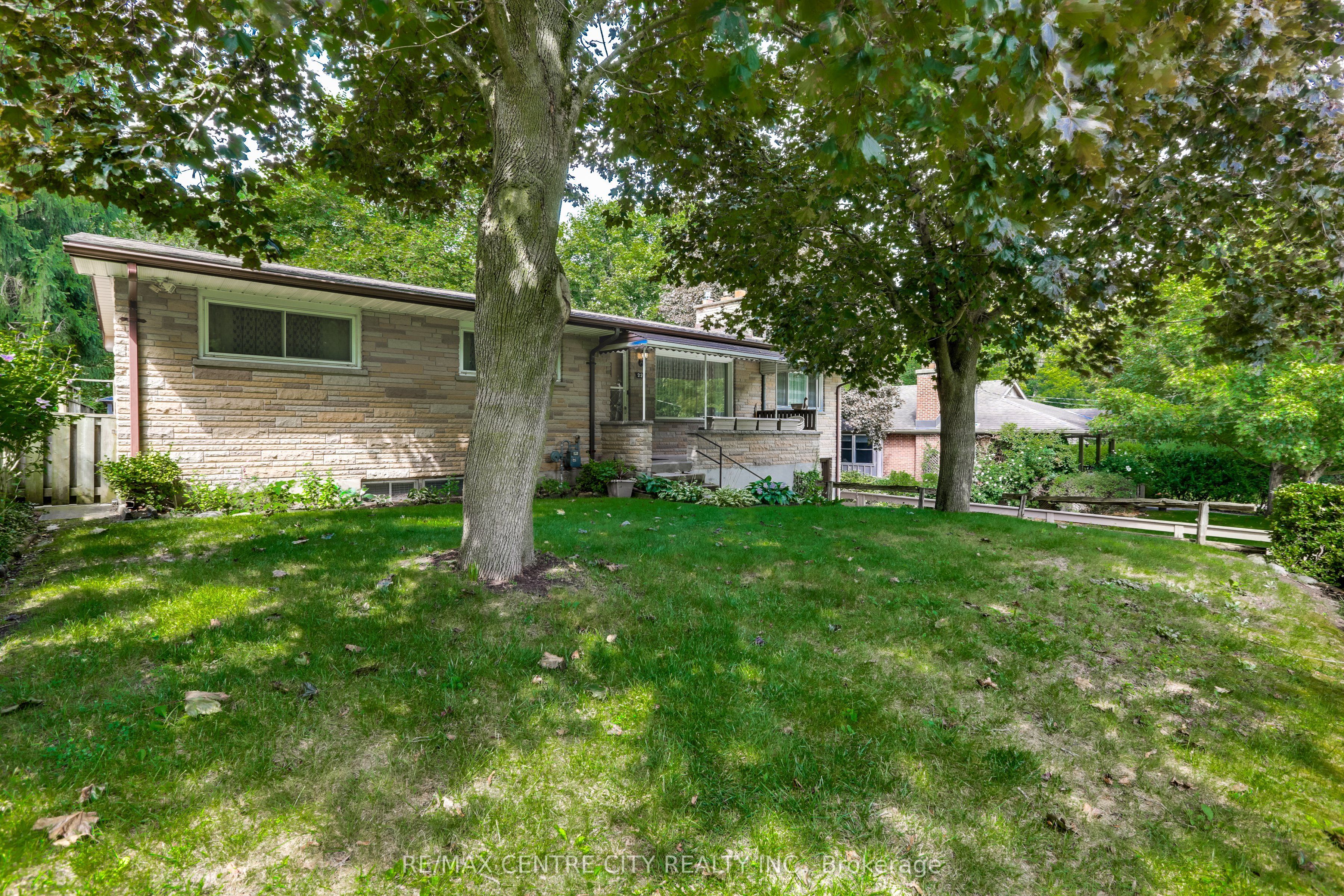 223 Halls Mill Road, London South, ON N6K 2L3 photo 3