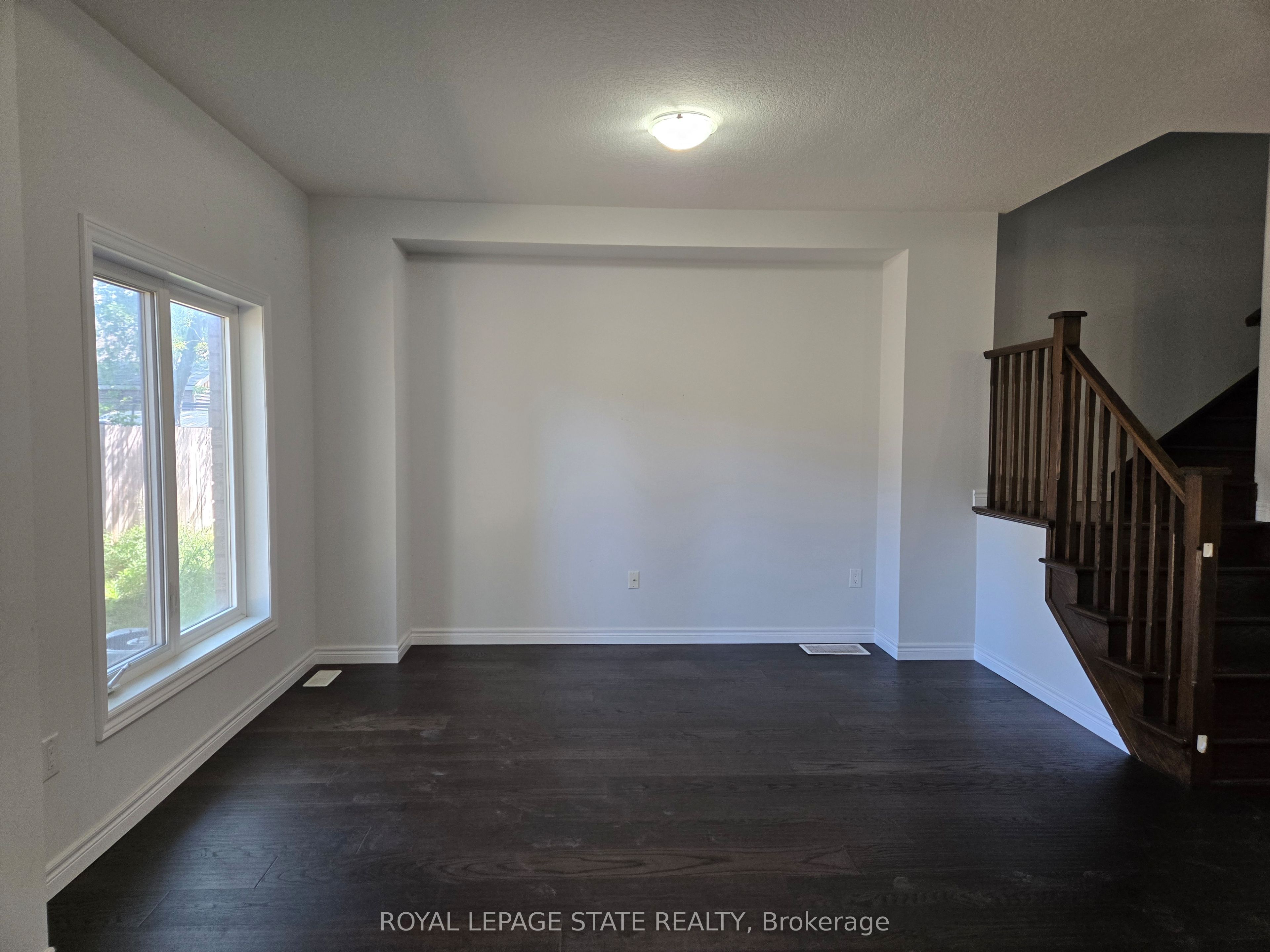 28 Alayche Trail, Welland, ON L3C 0J7 photo 4