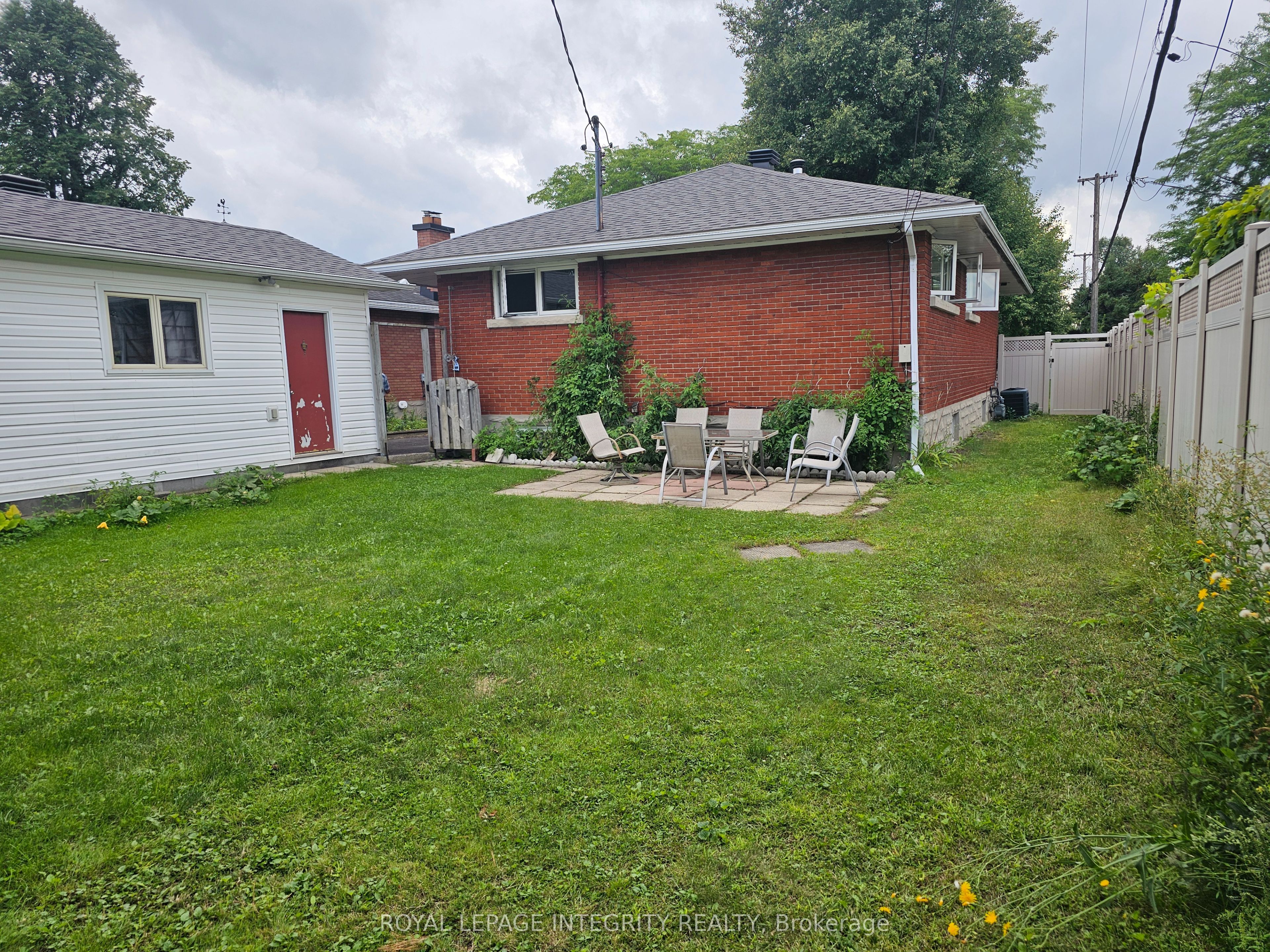 2150 Lemay Crescent, Elmvale Acres and Area, ON K1G 2X4 photo 5