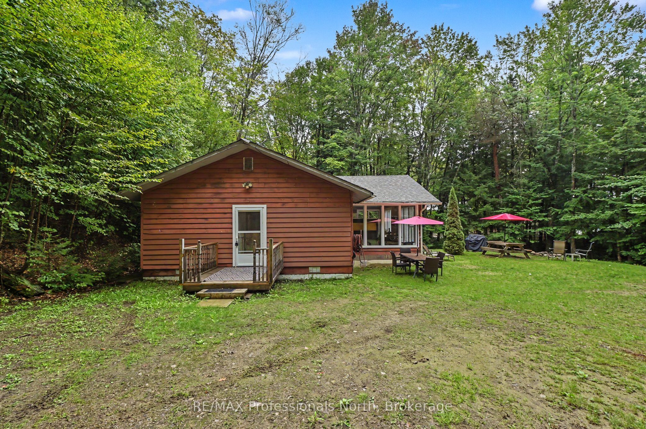 1363 Ross Lake Road, Dysart et al, ON K0M 1S0 photo 3