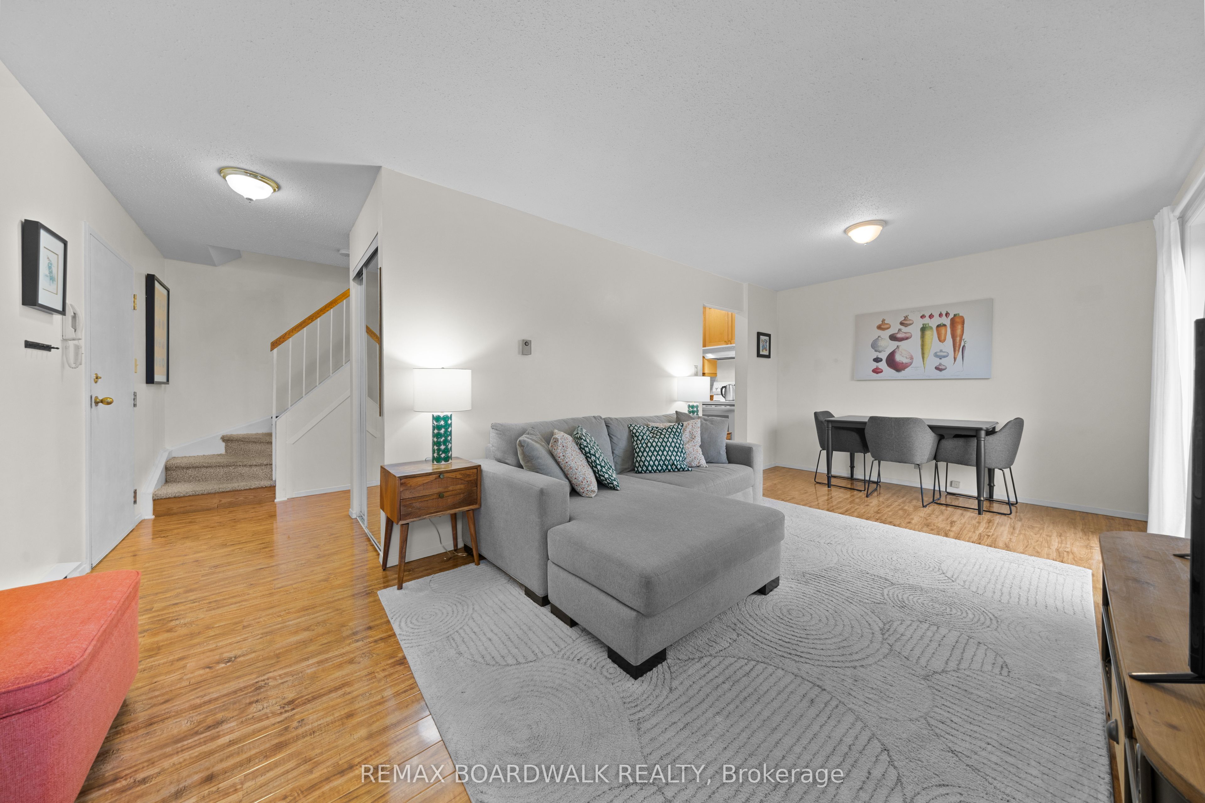 299 Thomas Street 204, Carleton Place, ON K7C 4B8 photo 3
