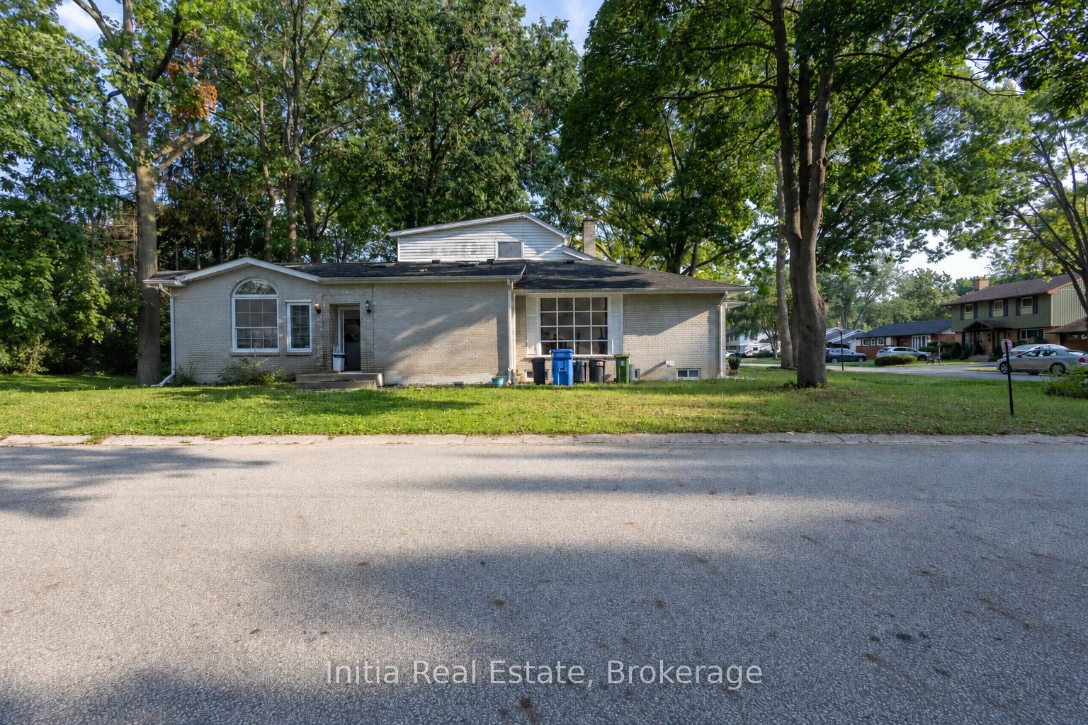 3400 St Patrick's Drive, Windsor, ON N9E 3H4 photo 4
